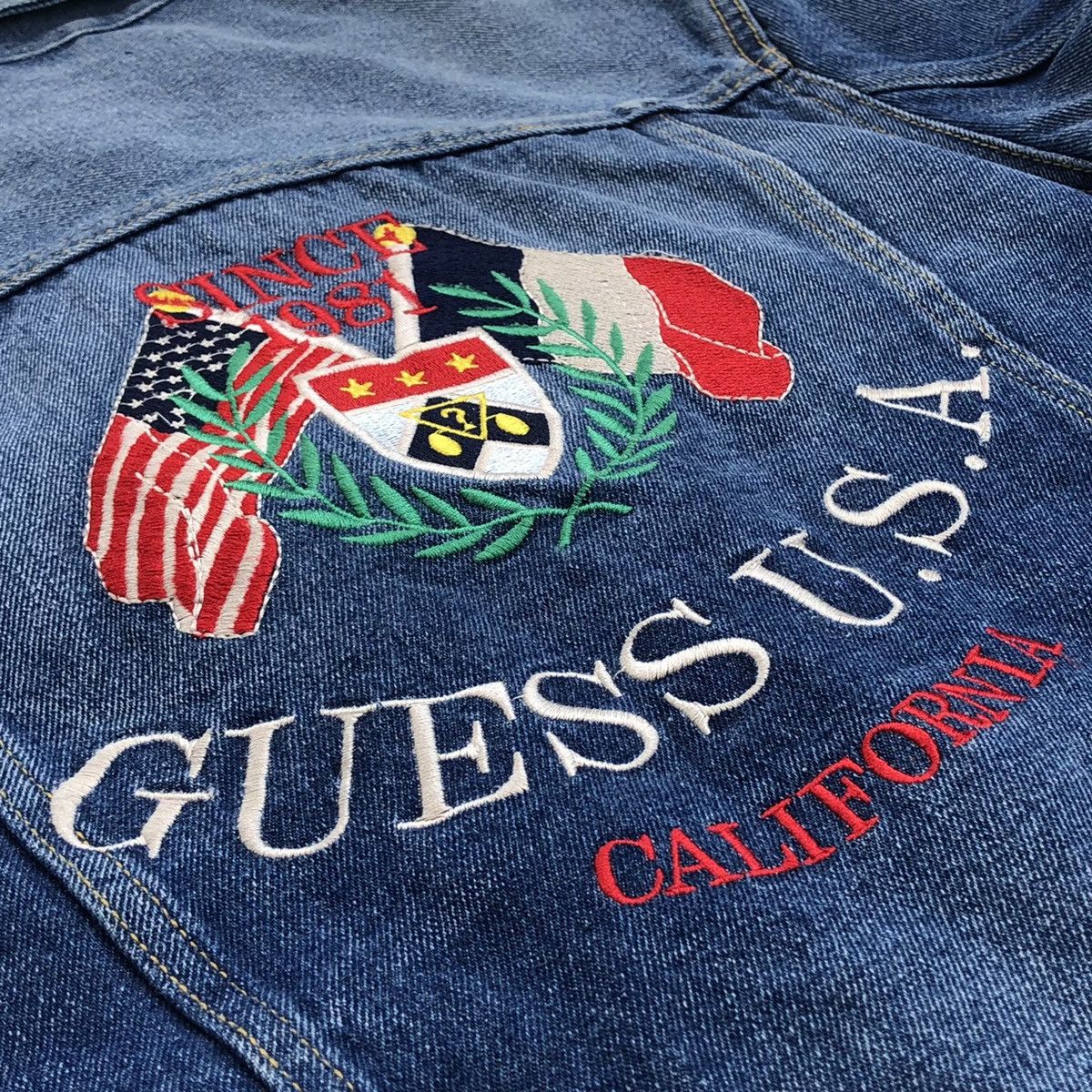 Guess 🔥GUESS Men’s Dillon Heritage Denim Trucker Jacket Size US S / EU 44-46 / 1 - 14 Thumbnail
