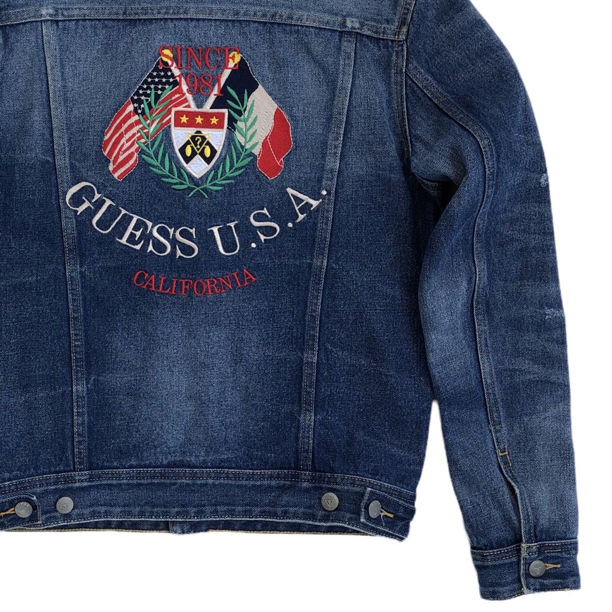 Guess 🔥GUESS Men’s Dillon Heritage Denim Trucker Jacket Size US S / EU 44-46 / 1 - 12 Thumbnail
