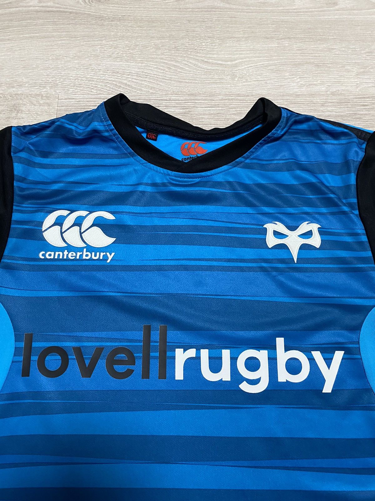Canterbury of New Zealand BNWT OSPREYS RUGBY JERSEY MAGLIA 2018 CANTERBURY BLUE SIZE Size US M / EU 48-50 / 2 - 4 Thumbnail