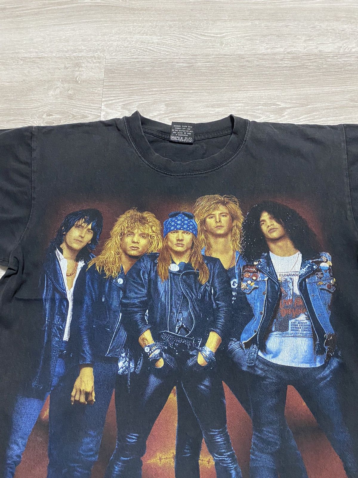 Guns N' Roses Vintage 90’s Guns n Roses 2xlogo Bog Team sz M Size US M / EU 48-50 / 2 - 2 Thumbnail