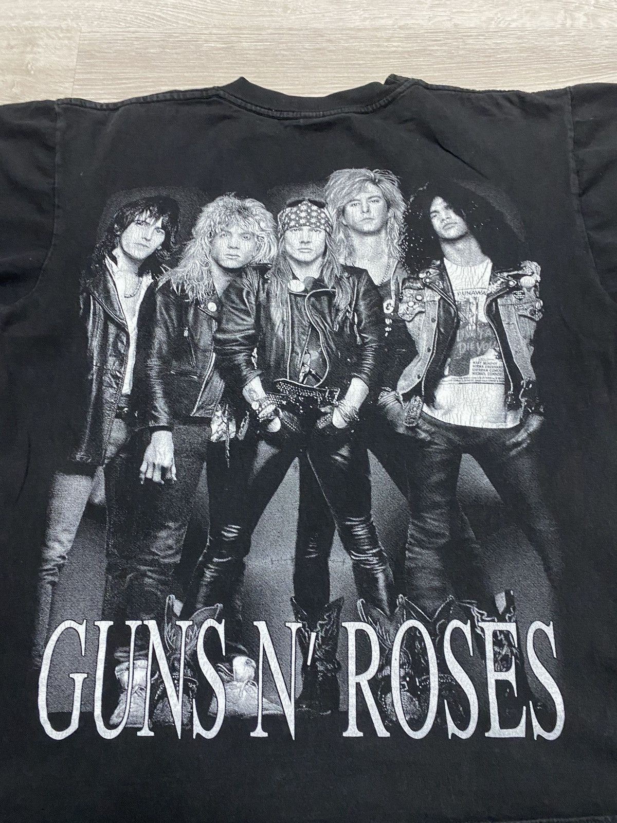 Guns N' Roses Vintage 90’s Guns n Roses 2xlogo Bog Team sz M Size US M / EU 48-50 / 2 - 10 Thumbnail