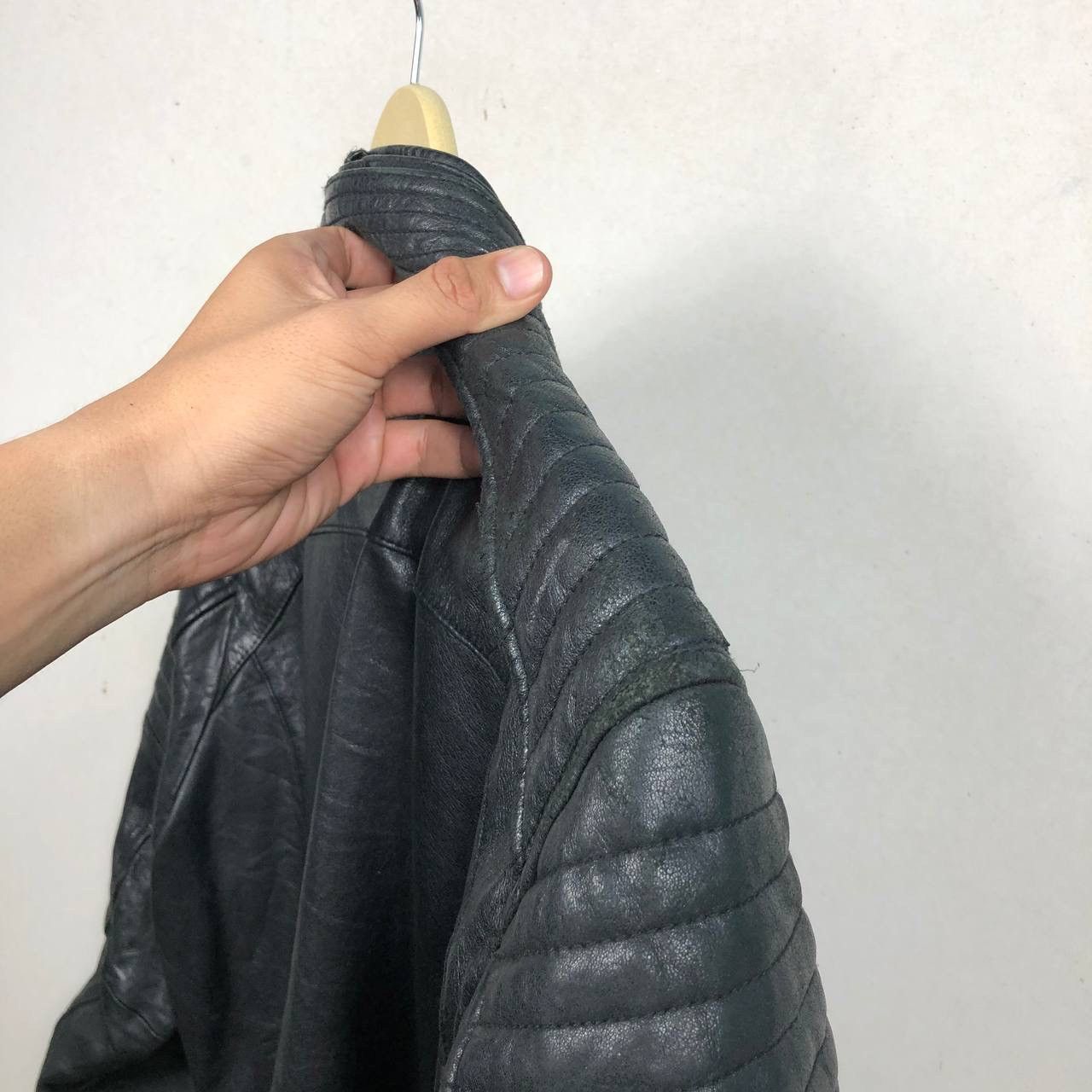 Other Vintage Italian Sheepskin Biker Jacket Balmain Style Size XL Size US L / EU 52-54 / 3 - 14 Thumbnail