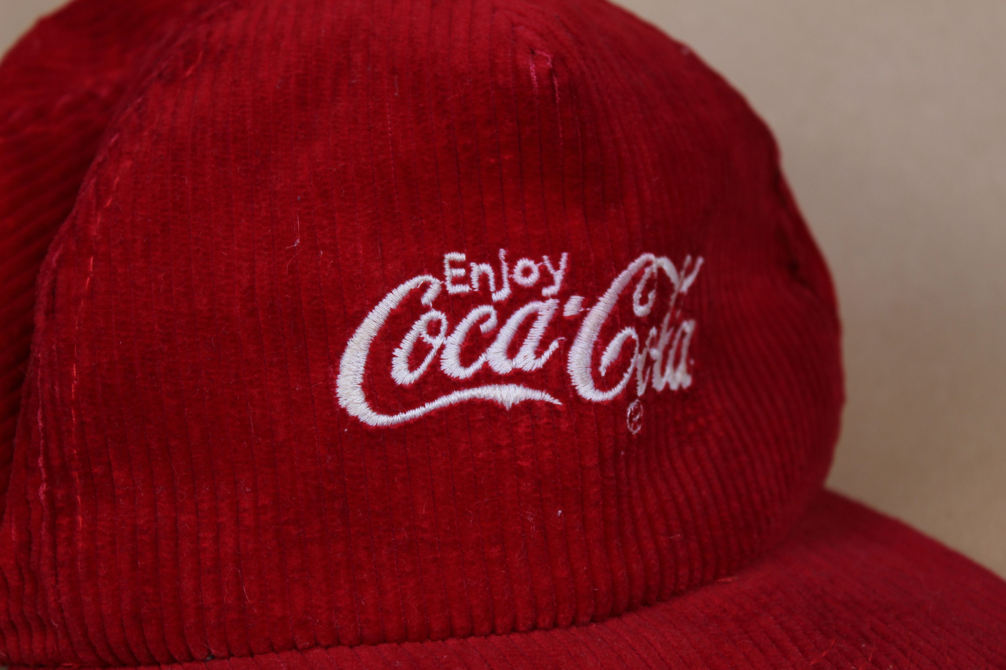 Coca Cola × Vintage Vintage Coca Cola Velour Cap Size ONE SIZE - 2 Thumbnail