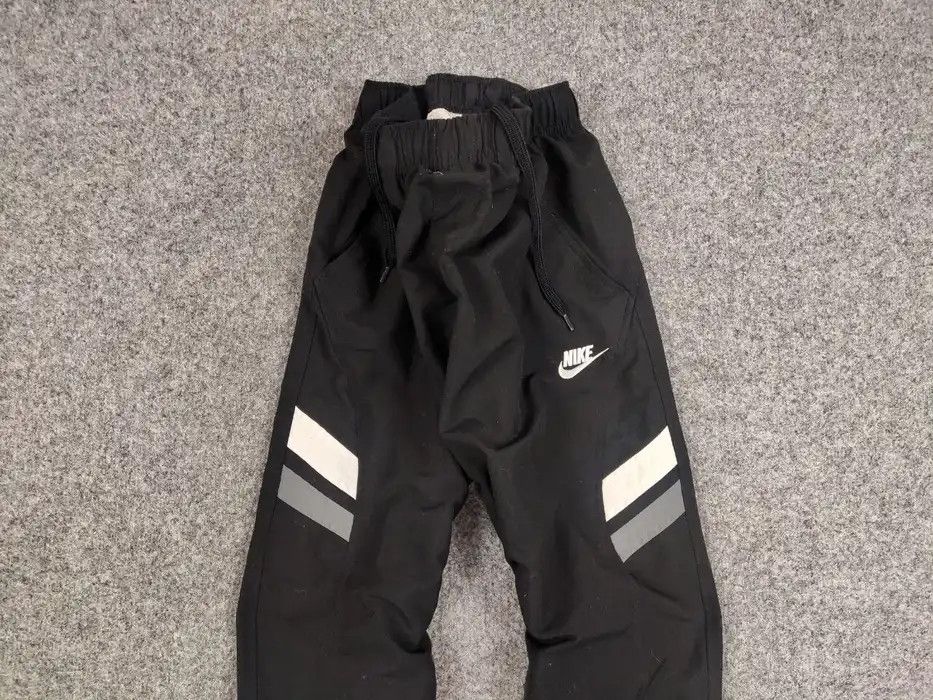 Nike Nike Track Vintage Pants Swoosh Y2K Drill Nylon Joggers Rare Size US 34 / EU 50 - 3 Thumbnail