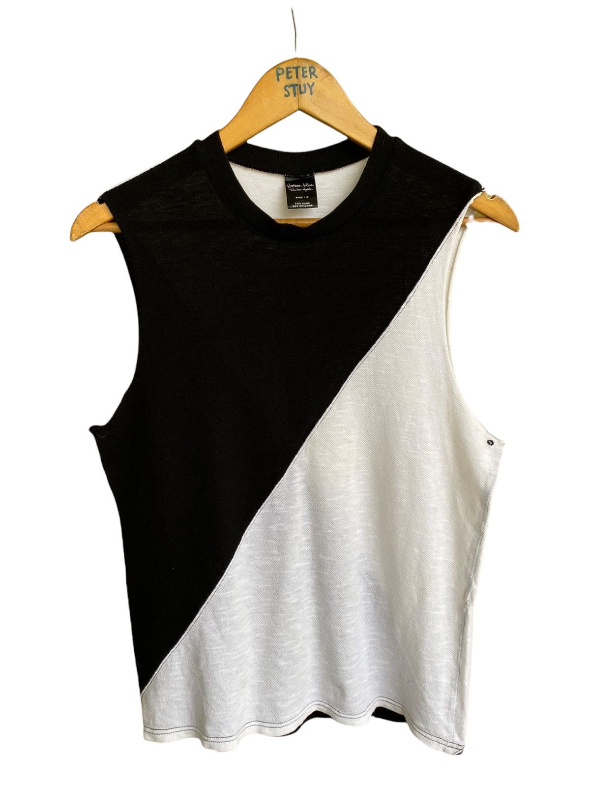 🔥SALE🔥 NUMBER (N)INE SLEEVE LESS WHITE BLACK T-SHIRT