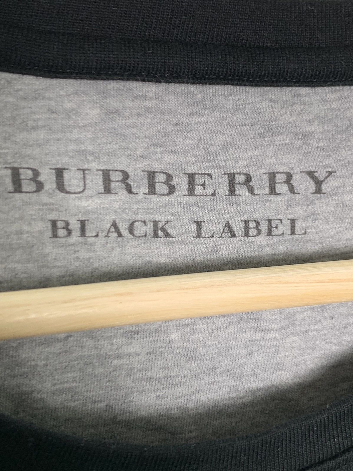 Burberry Burberry Striped Minimalist Crewneck Size US M / EU 48-50 / 2 - 4 Thumbnail
