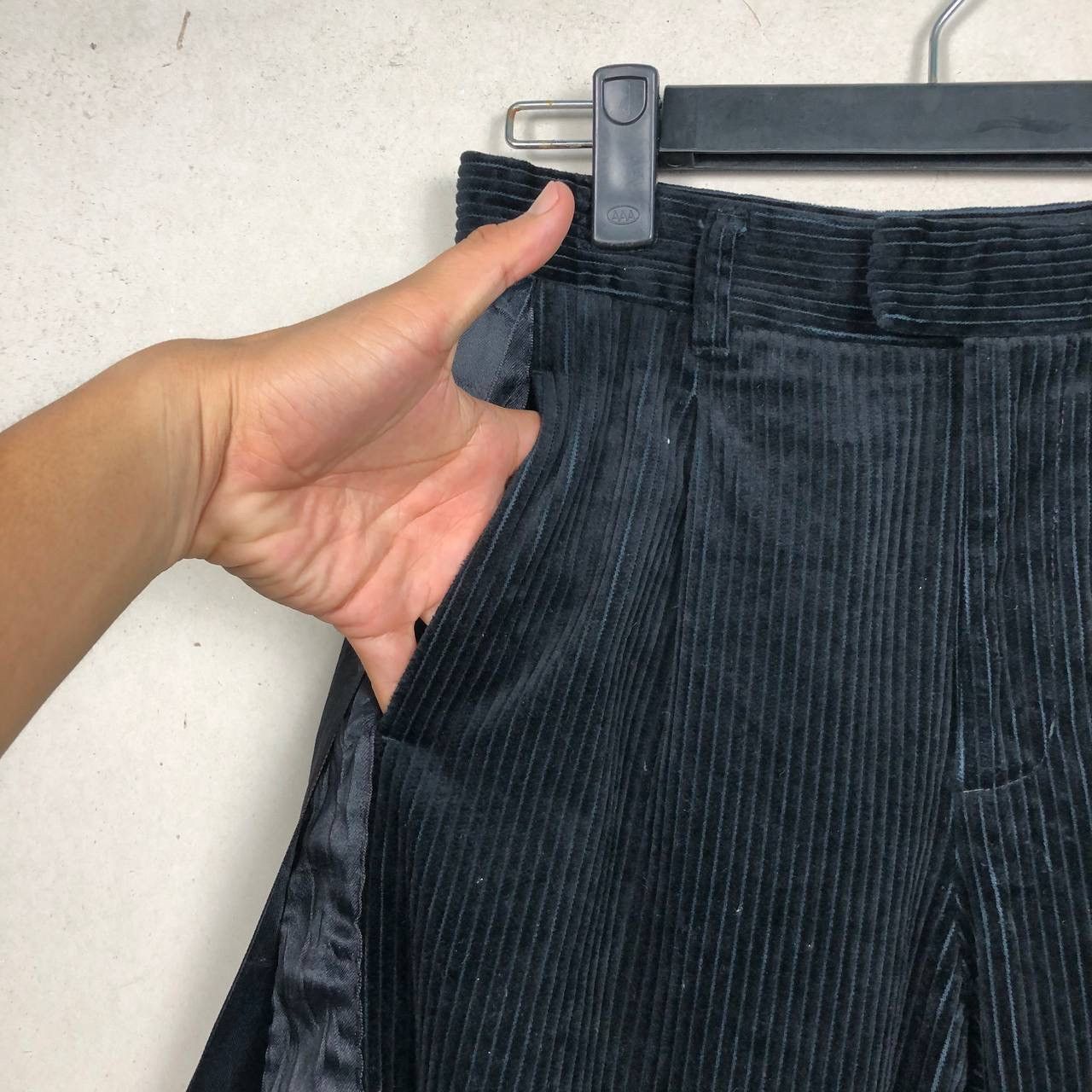 Undercover OG Gu X Undercover Jun Takashi Black Corduroy Loose Pants Size US 26 / EU 42 - 7 Thumbnail