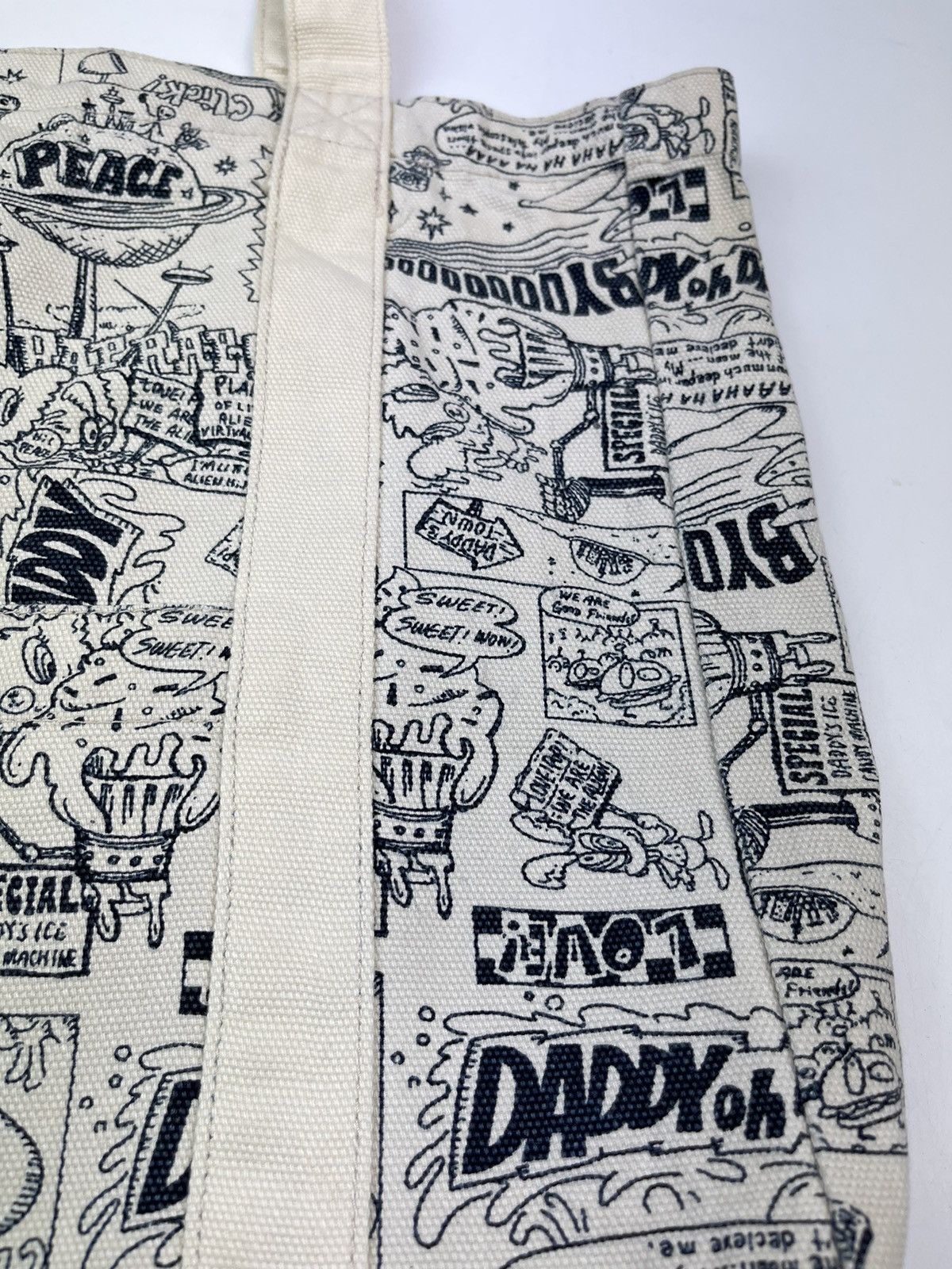 Japanese Brand Overprint Canvas Tote Bag Sling Bag Size ONE SIZE - 10 Thumbnail