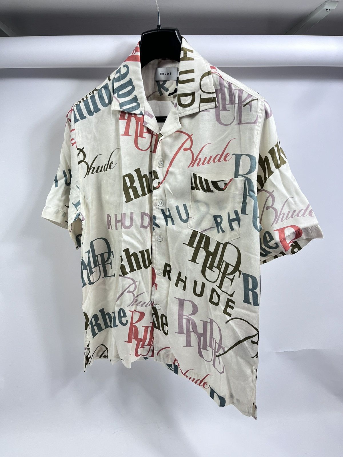 Rhude RHUDE LOGO PRINT VISCOSE SHORT SLEEVE SHIRT Size US S / EU 44-46 / 1 - 1 Thumbnail
