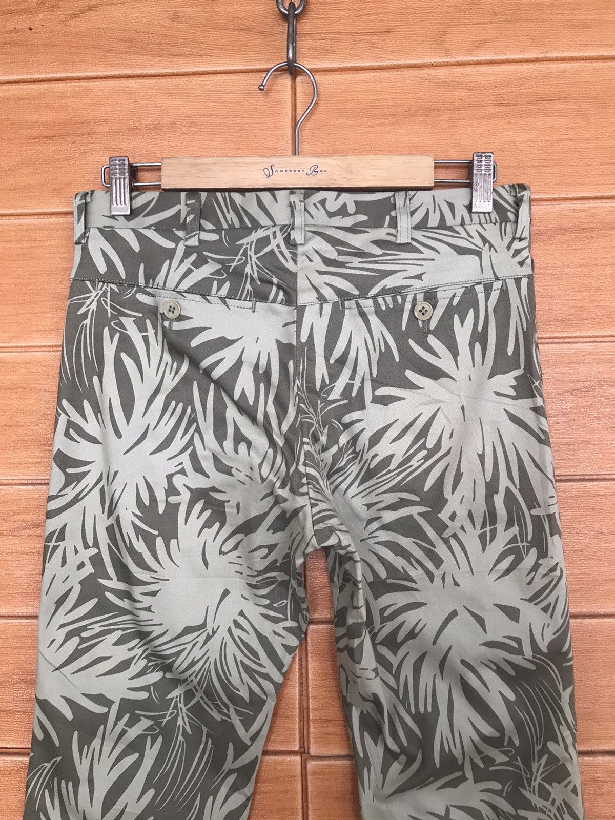 Katharine Hamnett London Flare Pants Katharine Hamnett Printed Design Boot Cut Pants Size US 30 / EU 46 - 8 Thumbnail