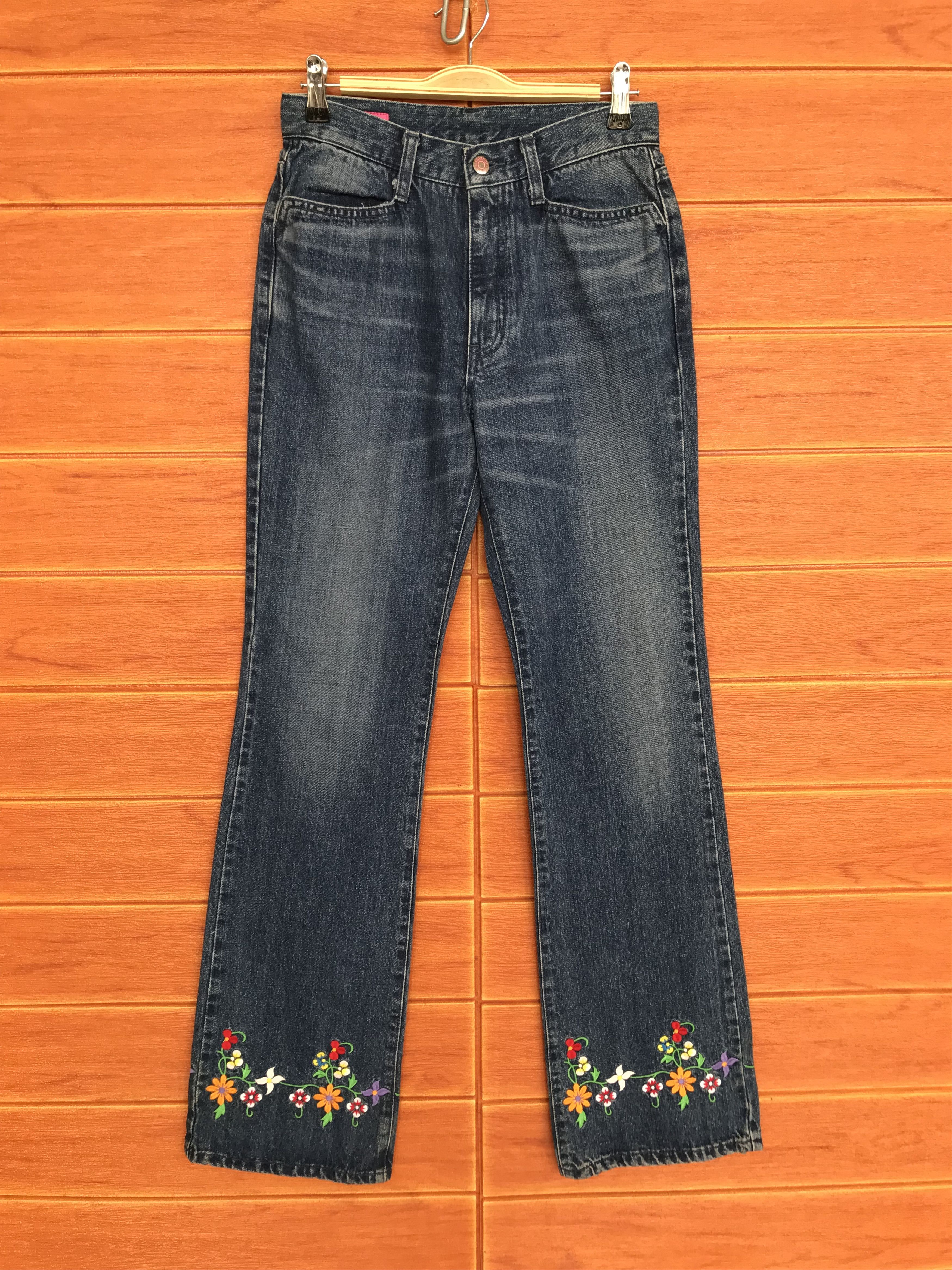 Fiorucci Flare Jeans Fiorucci Flower Embroidered Boot Cut Jeans Size US 27 - 2 Thumbnail