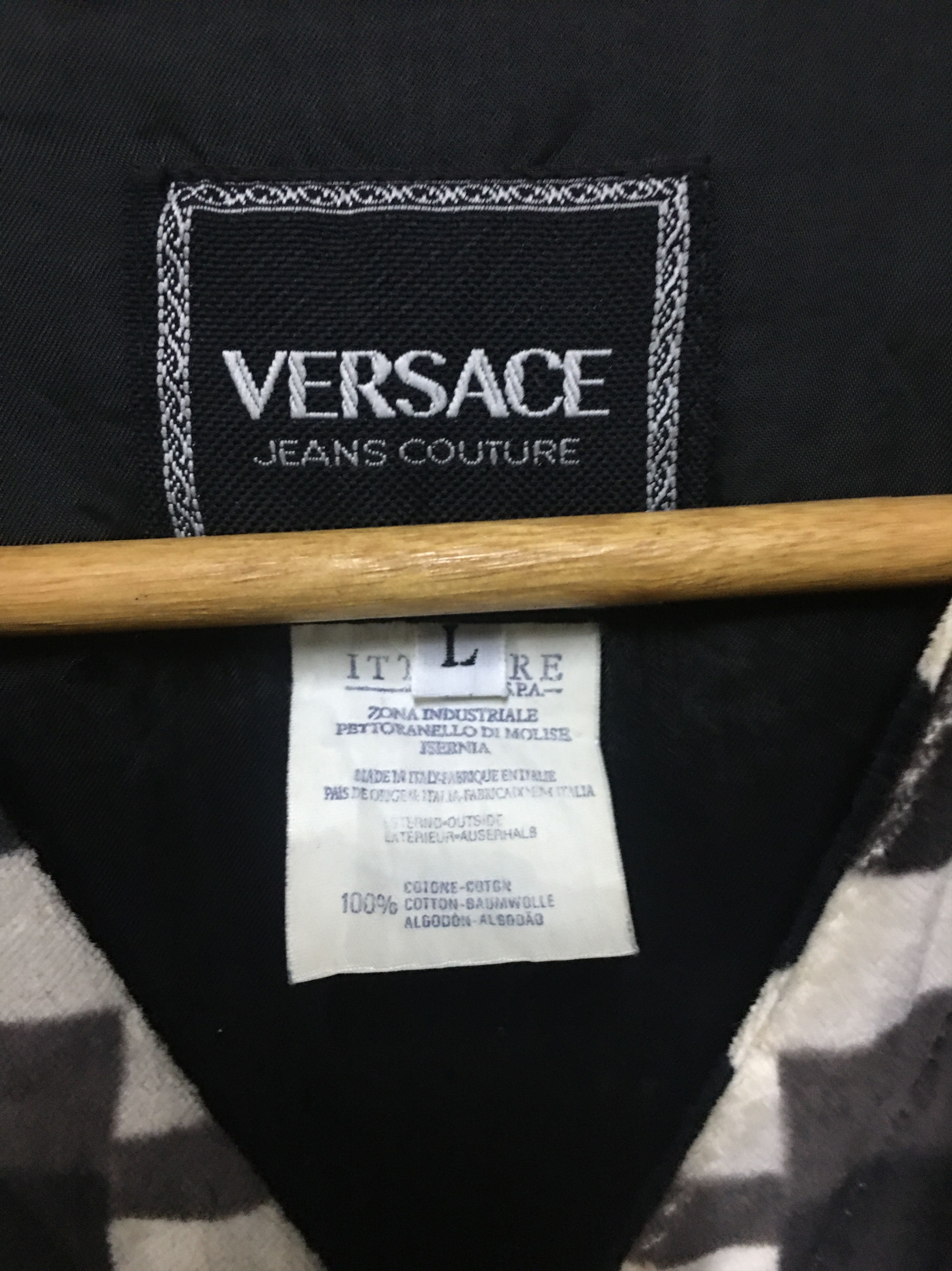 Versace × Vintage Luxury Vintage Versace Jeans Couture Vests Size US L / EU 52-54 / 3 - 8 Thumbnail