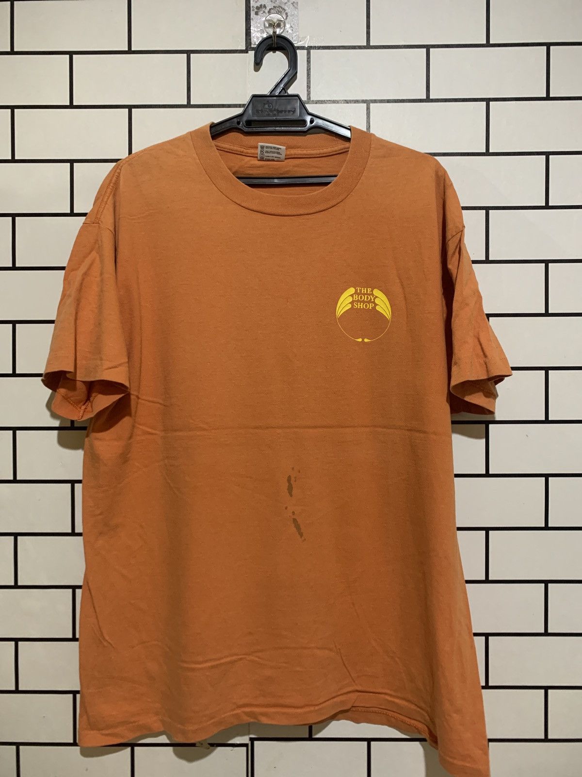 image of Vintage The Body Shop Vd 11 in Orange, Men's (Size XL)