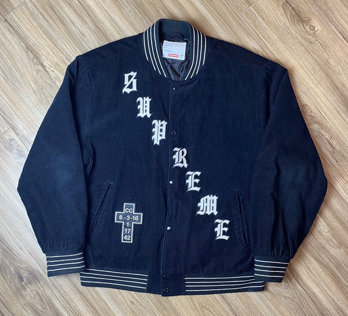 Supreme crosses clearance bomber