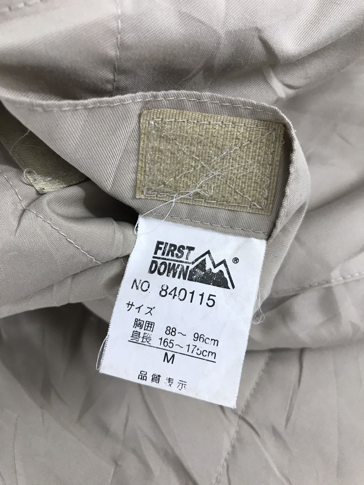 Japanese Brand First Down Zipper Jaket Hiking Outdoor Style Size US M / EU 48-50 / 2 - 11 Thumbnail