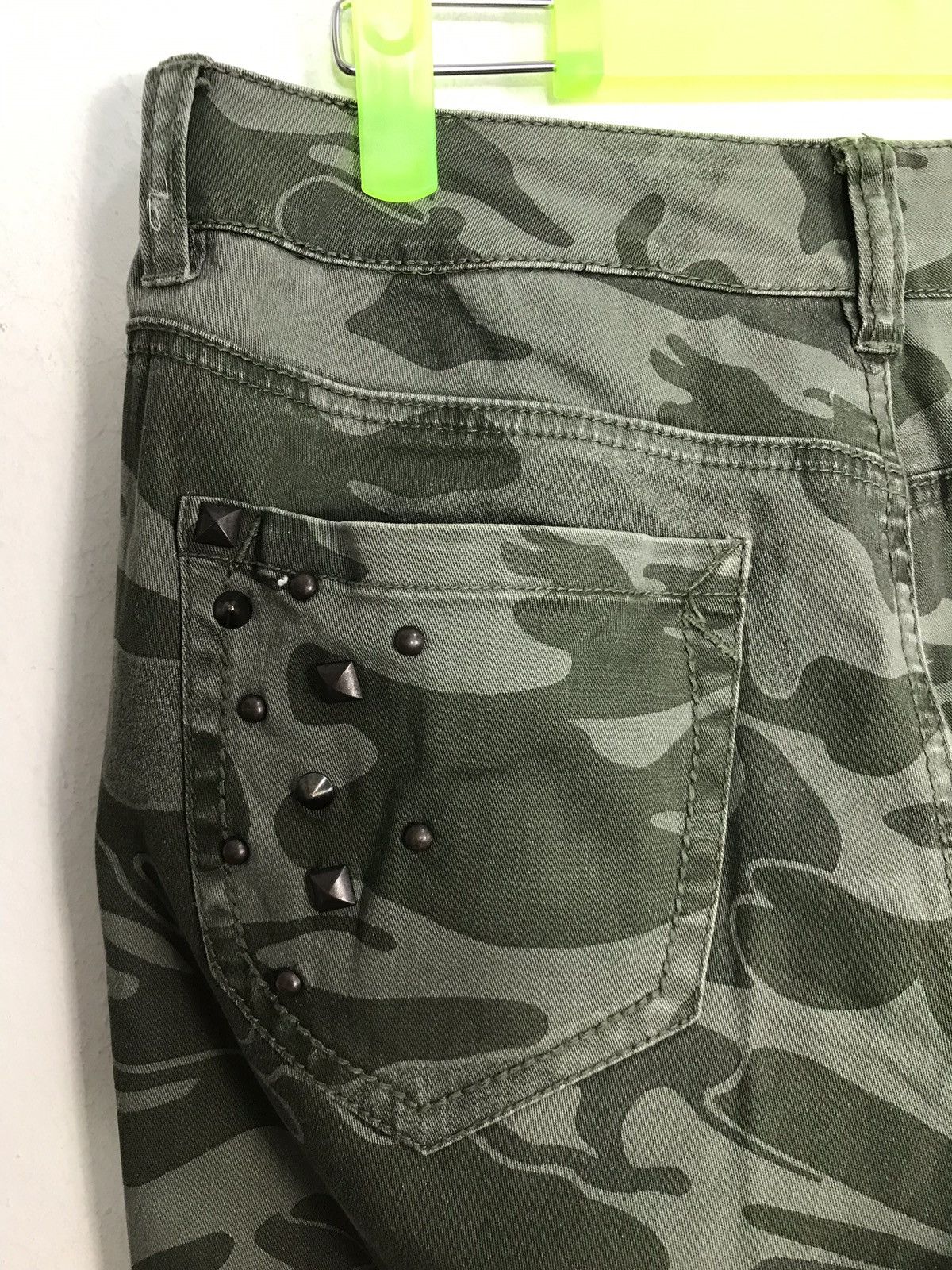 Other Vintage Supplies Army Trousers Camouflage Style Size US 30 / EU 46 - 11 Thumbnail