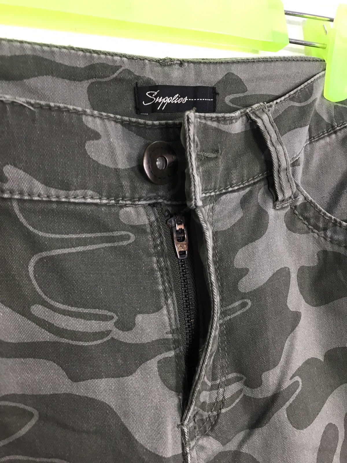 Other Vintage Supplies Army Trousers Camouflage Style Size US 30 / EU 46 - 8 Thumbnail