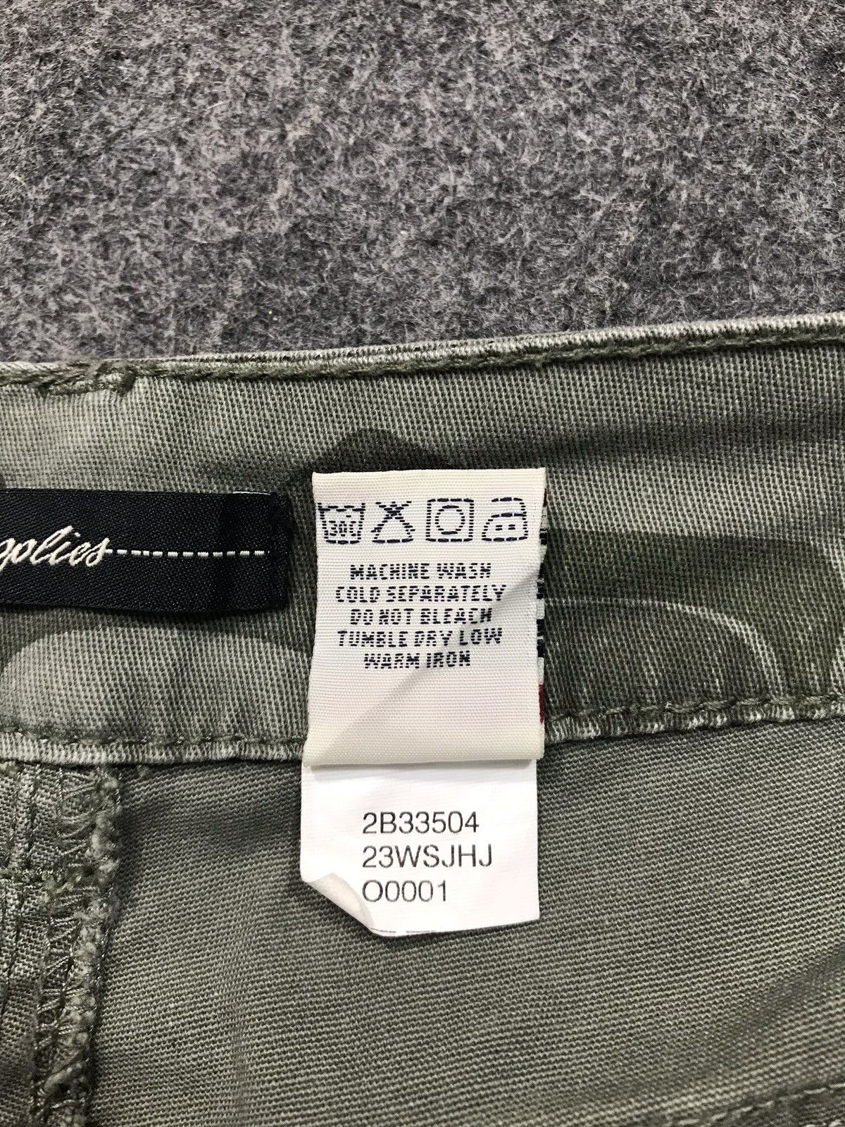 Other Vintage Supplies Army Trousers Camouflage Style Size US 30 / EU 46 - 14 Thumbnail