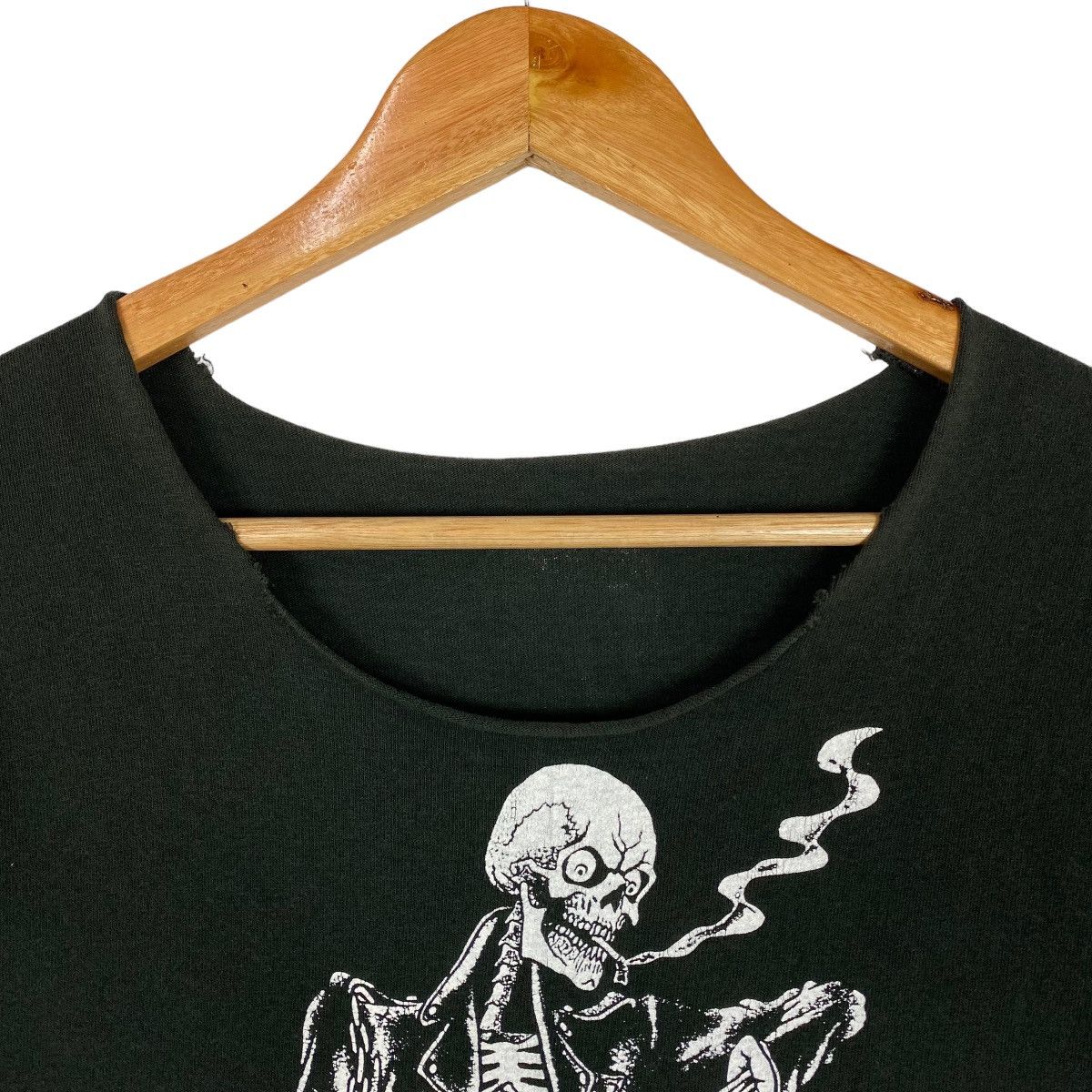 Fashion Victim × Vintage VINTAGE 1990 FASHION VICTIM PUNK SKELETON DISTRESSED TEE Size US L / EU 52-54 / 3 - 8 Thumbnail