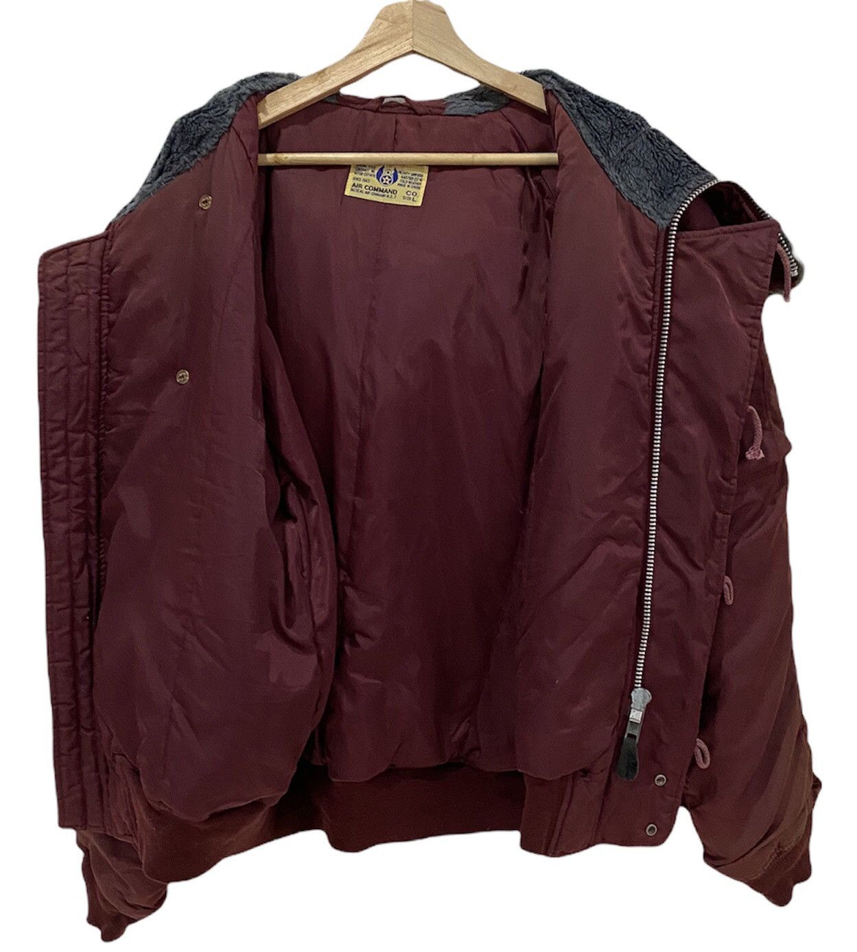 Buzz Rickson's VINTAGE AIR COMMAND TACTICAL MILITARY BOMBER JACKET FUR HOOD Size US L / EU 52-54 / 3 - 5 Thumbnail