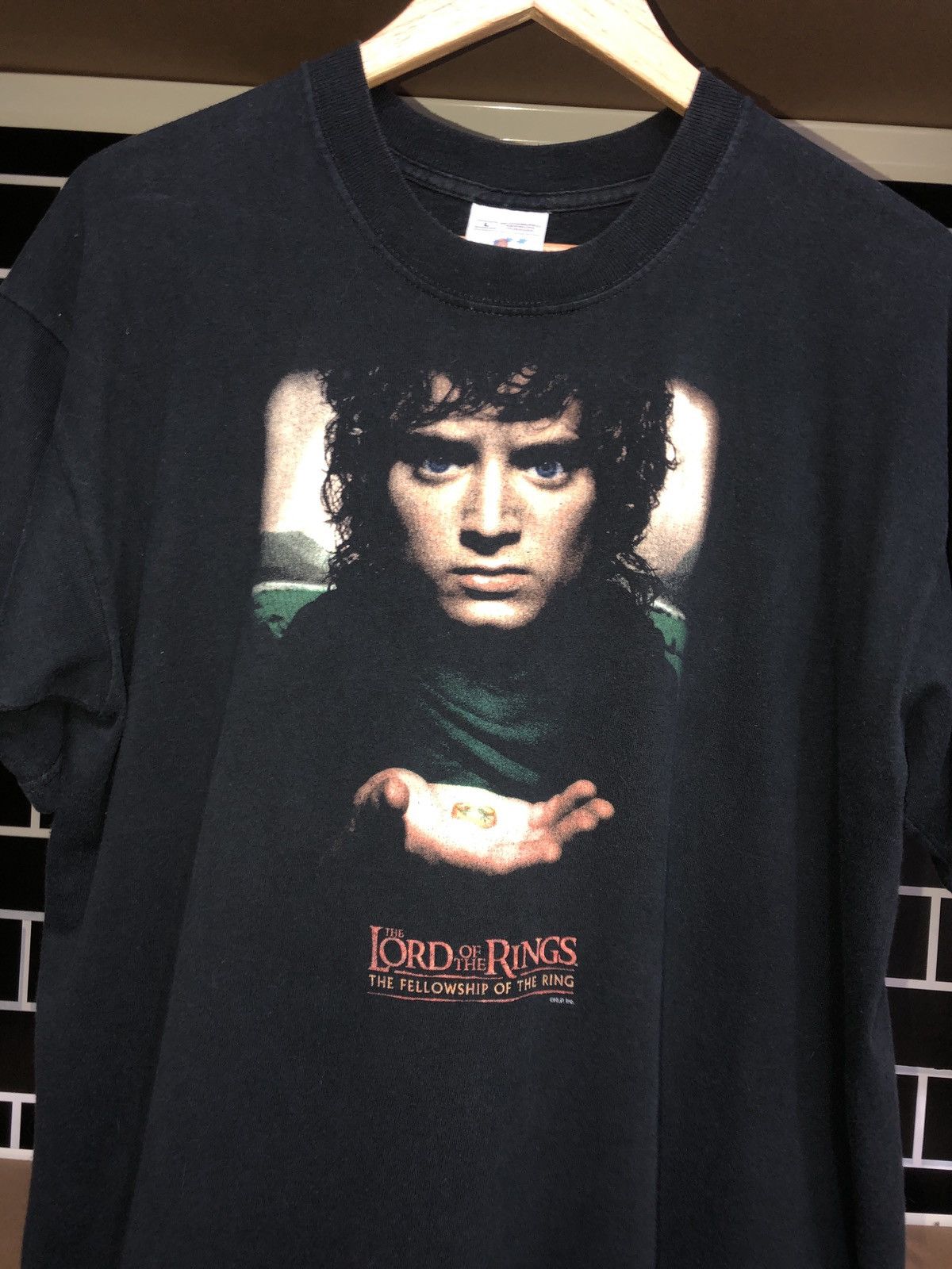Vintage 🔥Rare Vintage The Lord Of The Rings black tee🔥 Size US L / EU 52-54 / 3 - 2 Thumbnail