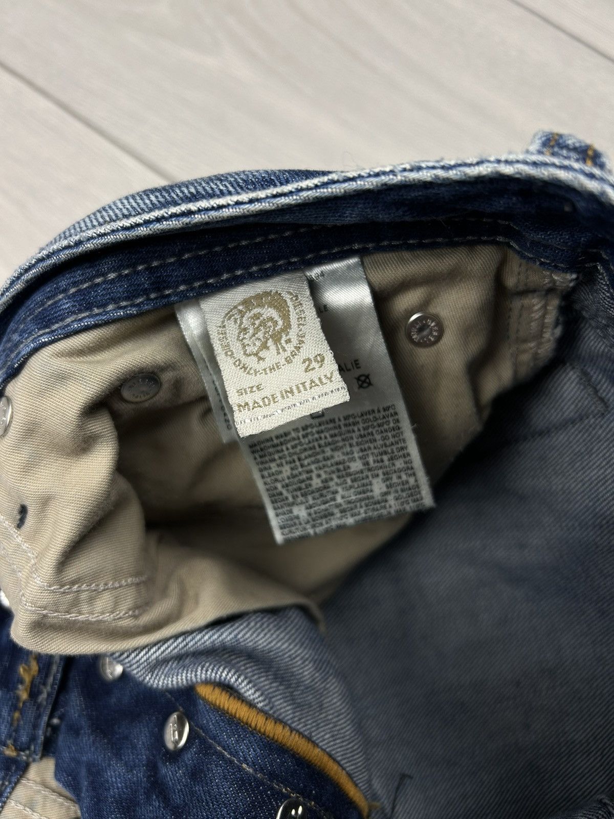 Diesel × Vintage Diesel vintage denim jeans size 29 Size US 29 - 7 Thumbnail