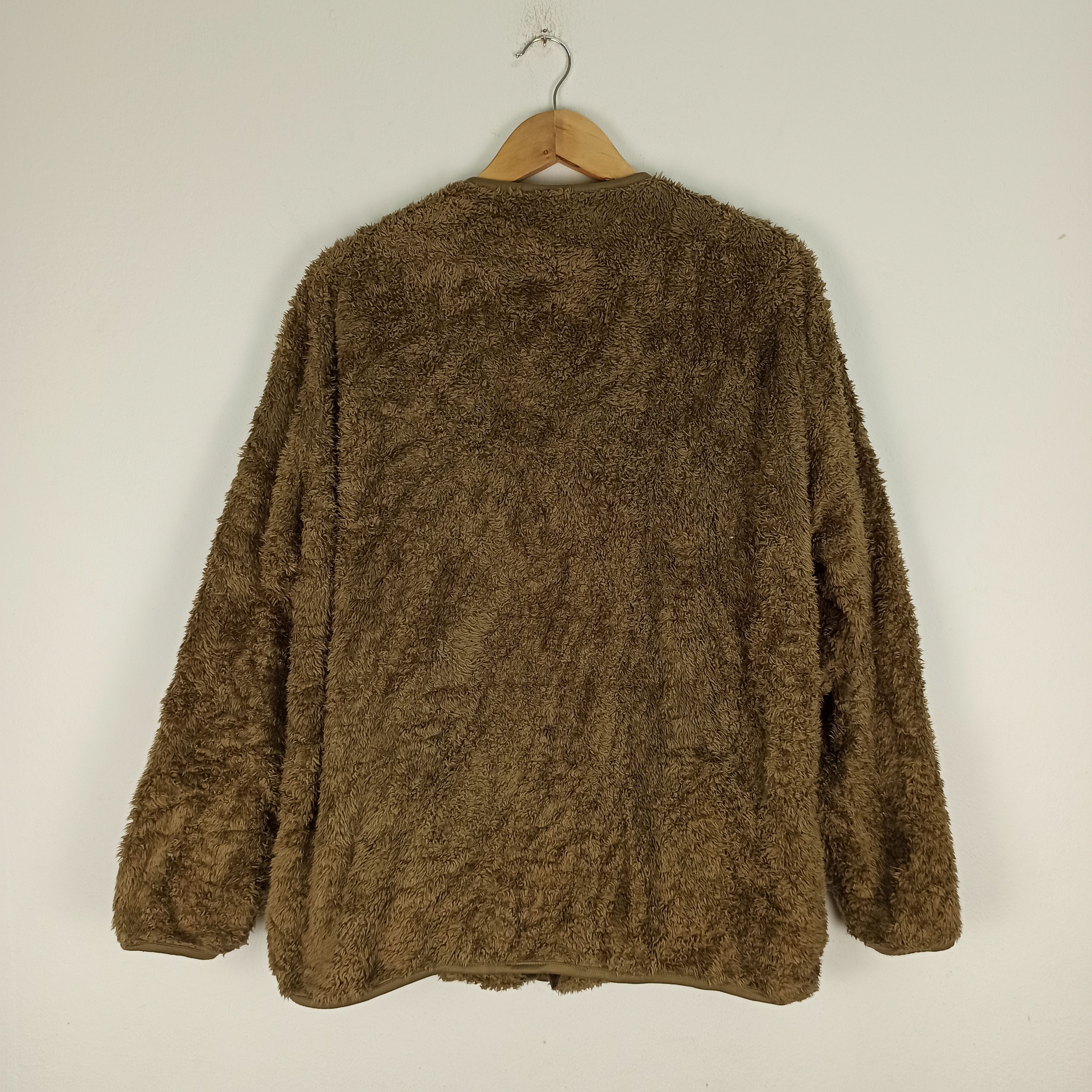 Japanese Brand UNIQLO Round Neck Fleece Jacket single pocket Size US XL / EU 56 / 4 - 3 Thumbnail