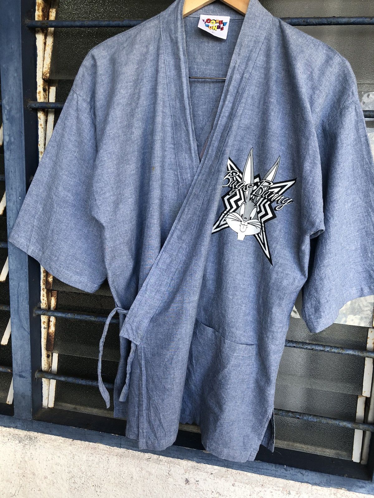 Warner Bros Vintage 90s Bugs Bunny Big Logo by Looney Tunes Kimono Denim Size US M / EU 48-50 / 2 - 10 Thumbnail