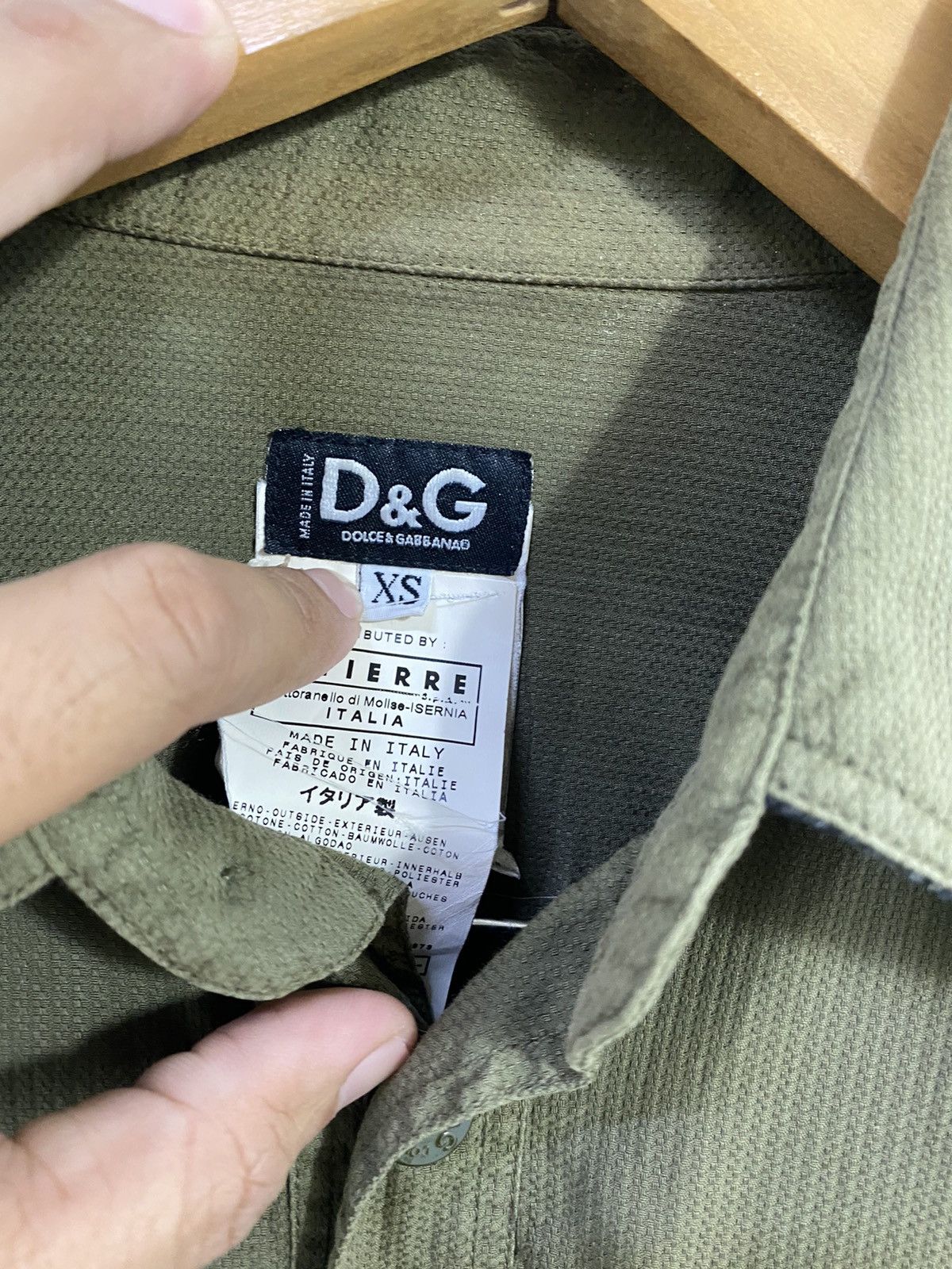 Dolce & Gabbana F/W 2003 Dolce and Gabbana Button Shirt Military Design Size US XS / EU 42 / 0 - 3 Thumbnail