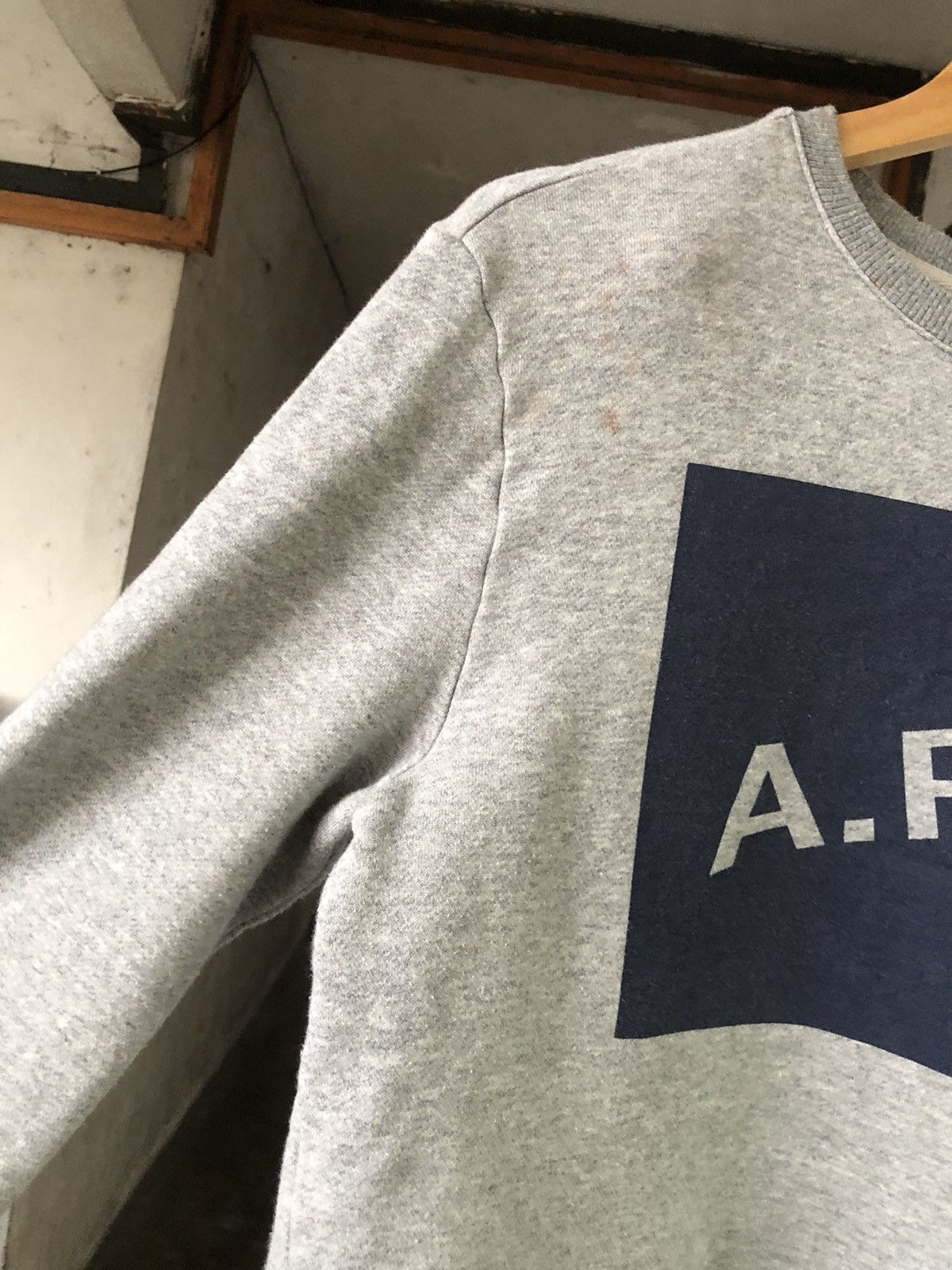 A.P.C. Vintage APC Big Logo Sweatshirt Women Size M / US 6-8 / IT 42-44 - 8 Thumbnail