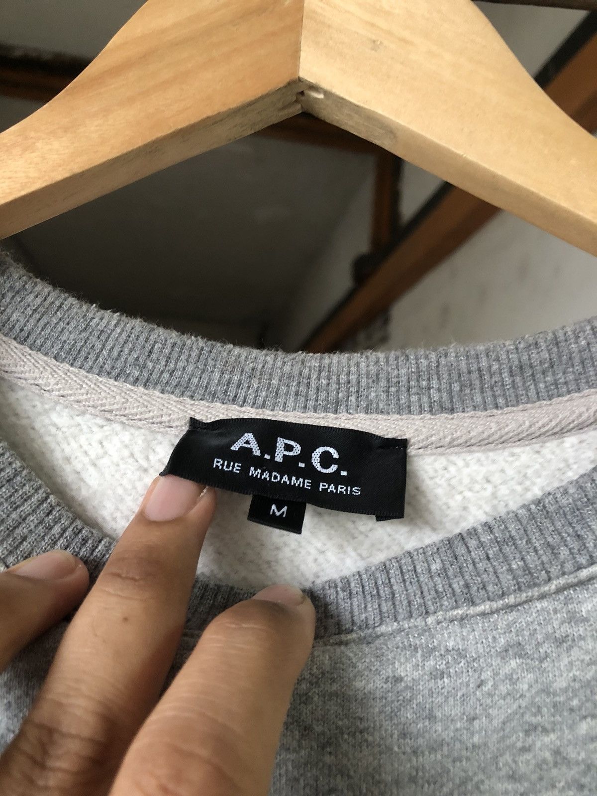 A.P.C. Vintage APC Big Logo Sweatshirt Women Size M / US 6-8 / IT 42-44 - 15 Thumbnail