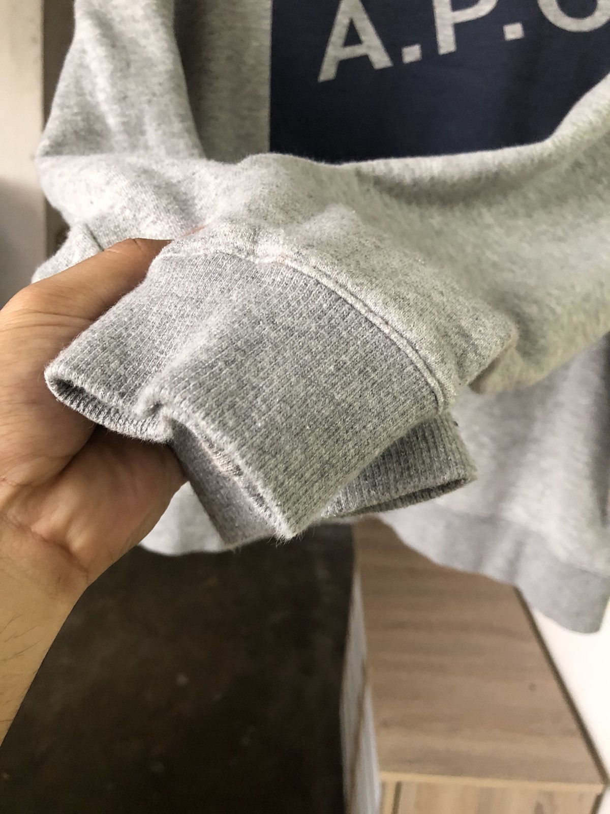 A.P.C. Vintage APC Big Logo Sweatshirt Women Size M / US 6-8 / IT 42-44 - 12 Thumbnail