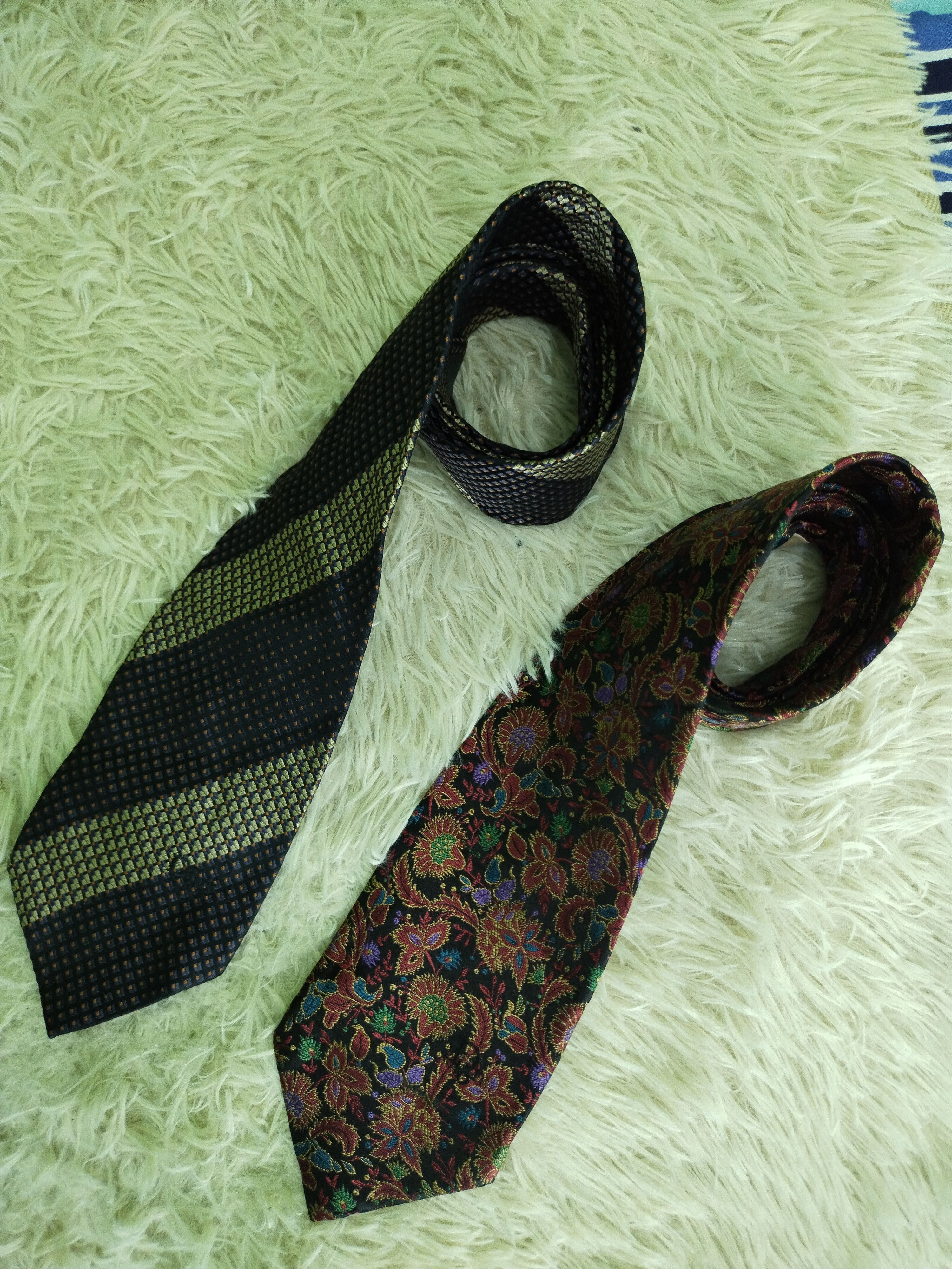 Christian Dior Monsieur VINTAGE SILK FLOWER DESIGN 2 SILK TIES FOR MEN Size ONE SIZE - 2 Thumbnail