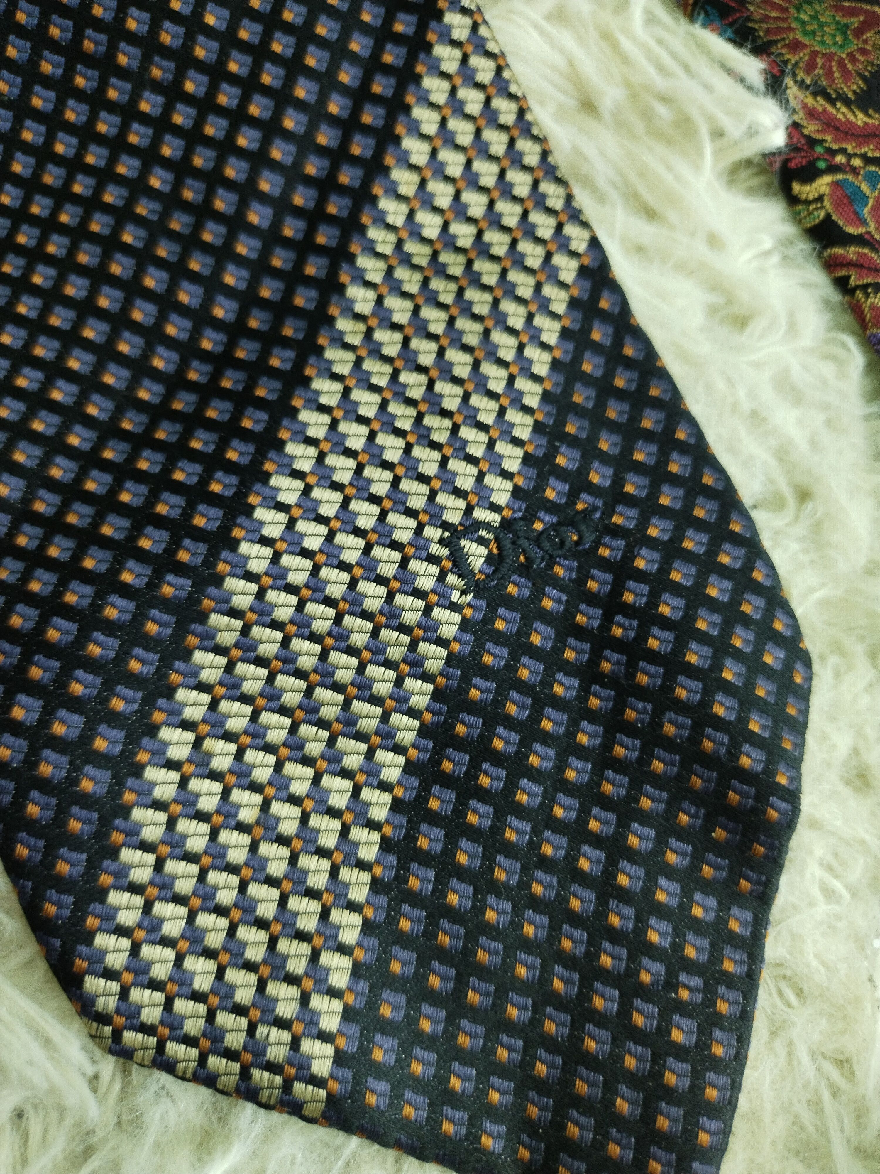 Christian Dior Monsieur VINTAGE SILK FLOWER DESIGN 2 SILK TIES FOR MEN Size ONE SIZE - 4 Thumbnail