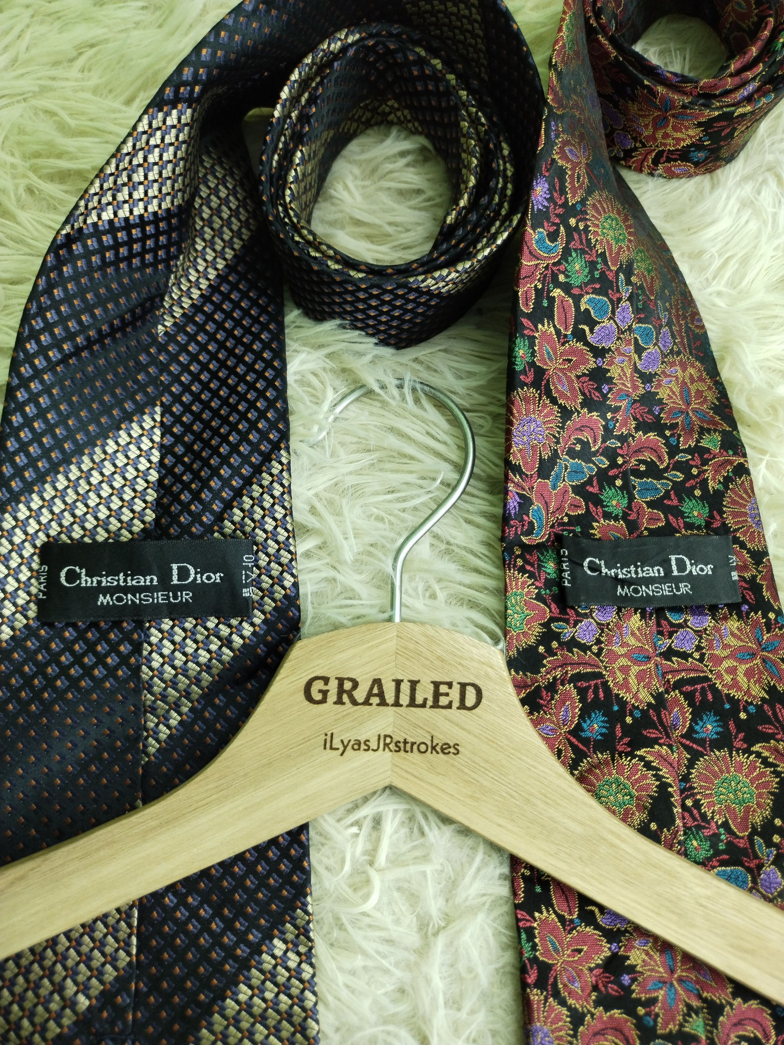 Christian Dior Monsieur VINTAGE SILK FLOWER DESIGN 2 SILK TIES FOR MEN Size ONE SIZE - 11 Thumbnail
