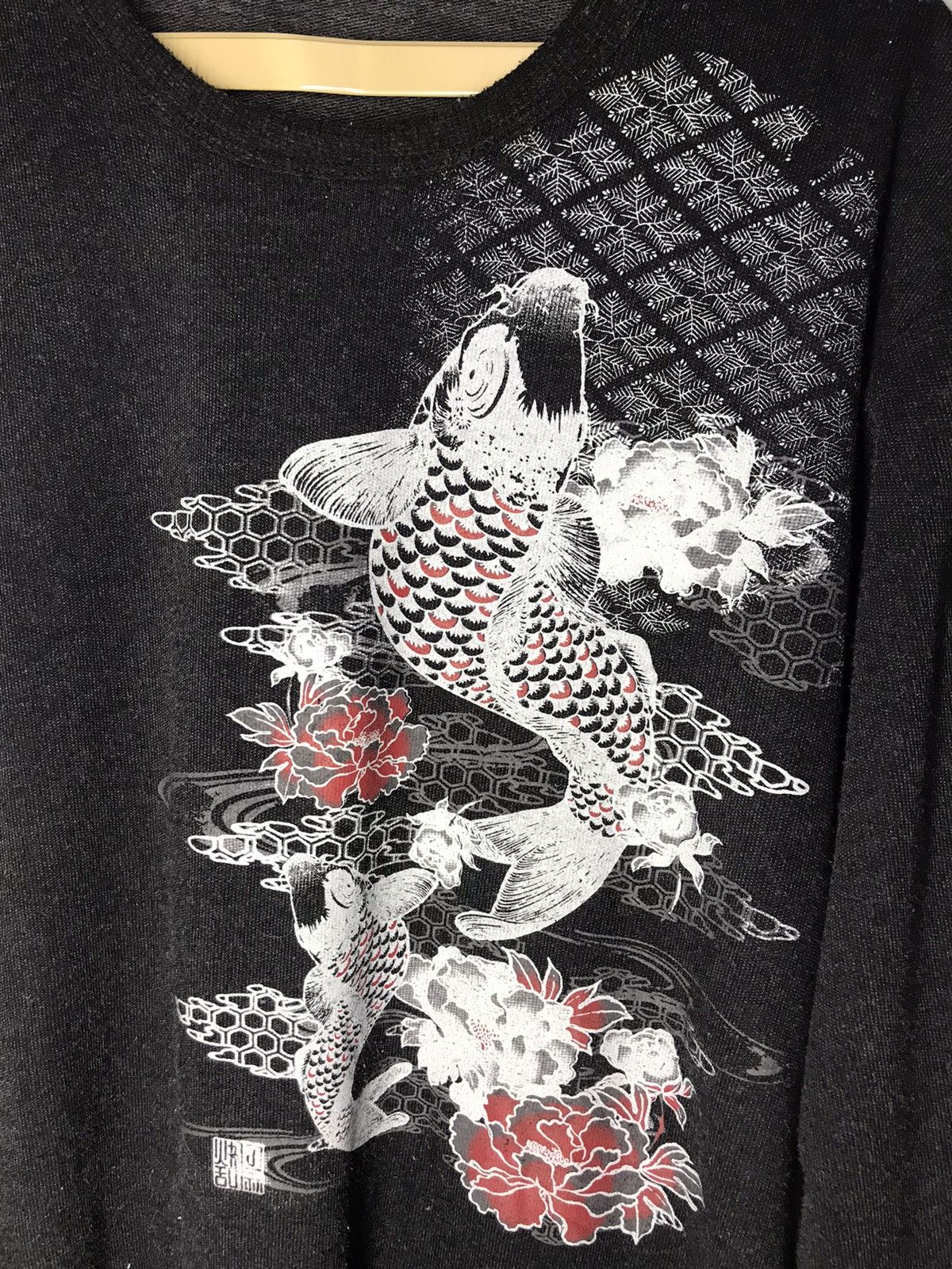 Japanese Brand Koi fish printed sweatshirt Size US M / EU 48-50 / 2 - 3 Thumbnail
