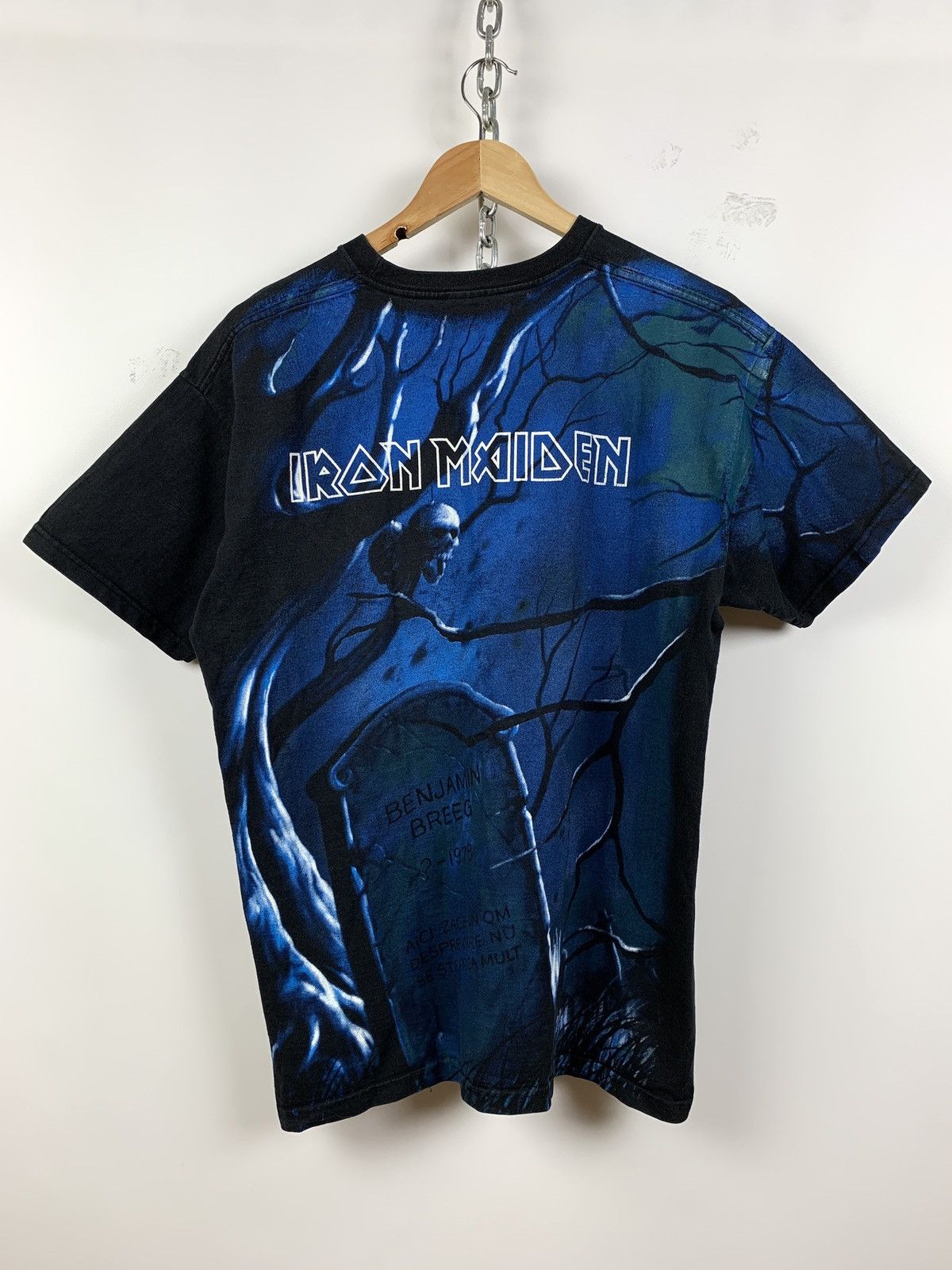 Band Tees Vintage Iron Maiden All Over Print Band T-Shirt Size US M / EU 48-50 / 2 - 3 Thumbnail