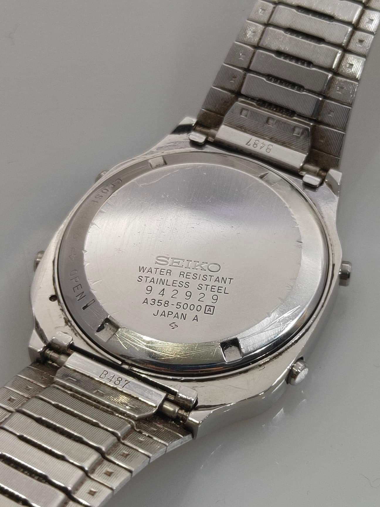 Vintage Rare Vintage SEIKO World Time Digital Watch Ref. A358-5000 Size ONE SIZE - 11 Thumbnail