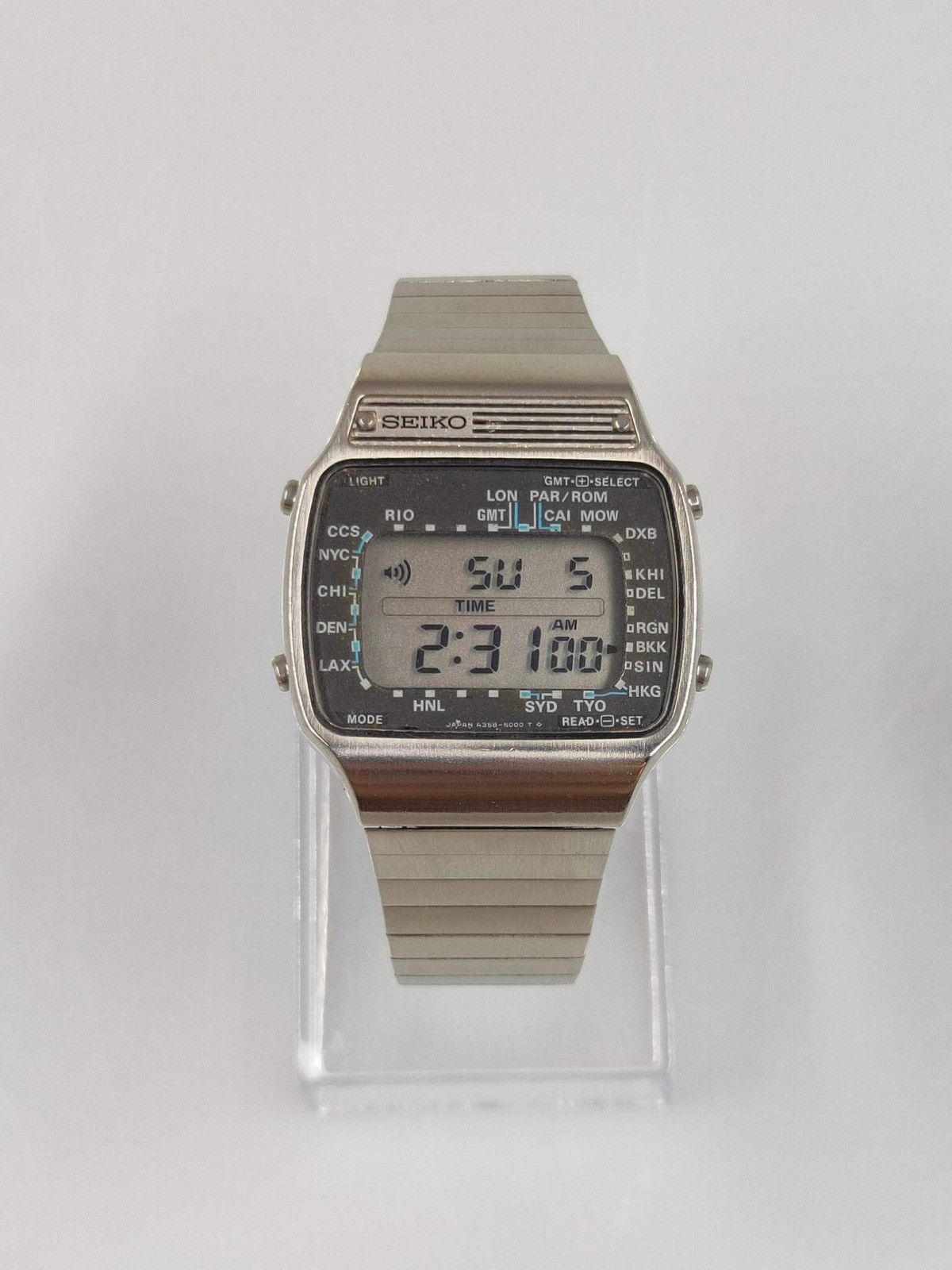 Vintage Rare Vintage SEIKO World Time Digital Watch Ref. A358-5000 Size ONE SIZE - 1 Preview