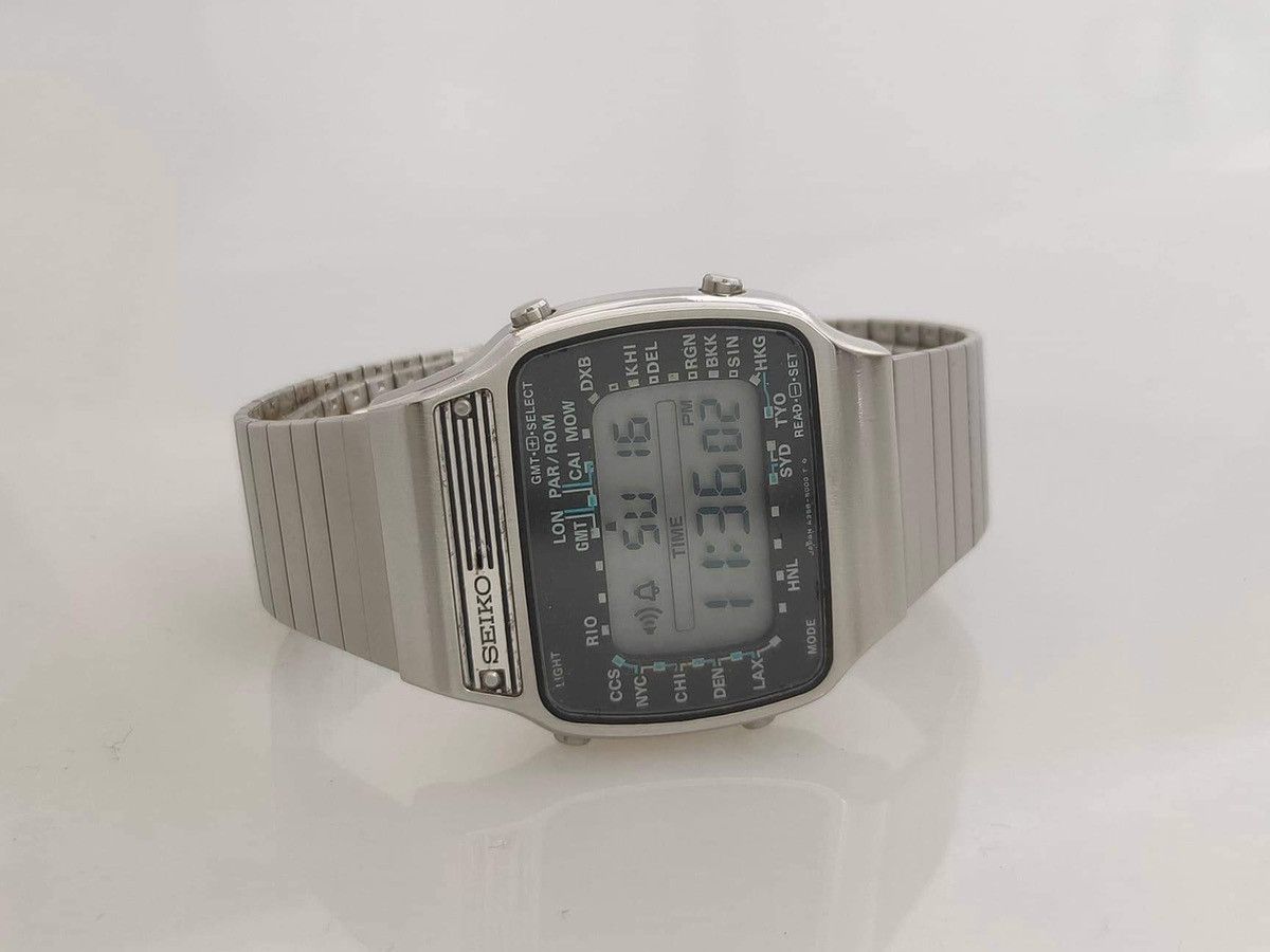 Vintage Rare Vintage SEIKO World Time Digital Watch Ref. A358-5000 Size ONE SIZE - 7 Thumbnail