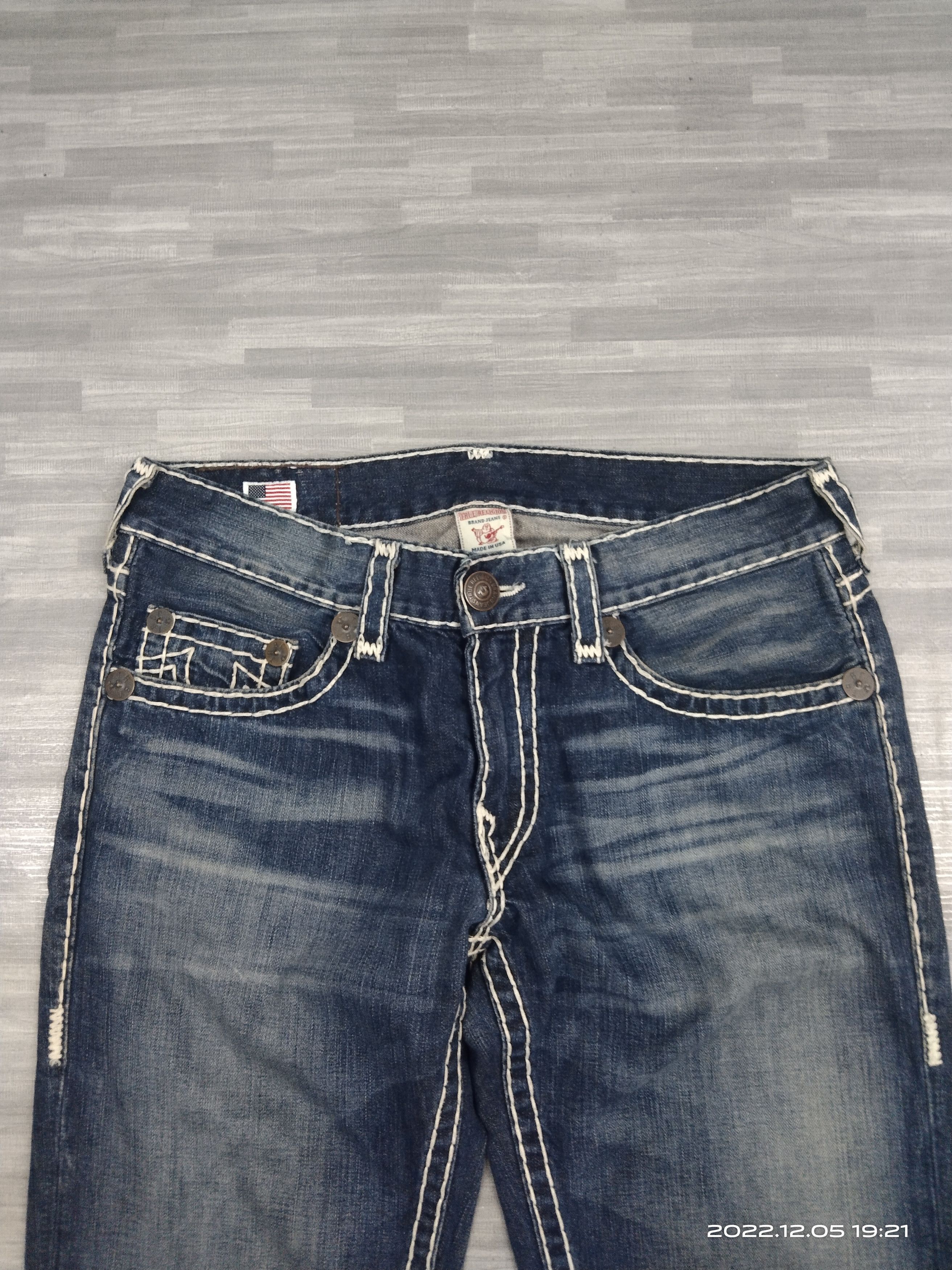 True Religion WASHED BLUE VINTAGE 2000s T.RELIGION DENIM PANTS Size US 34 / EU 50 - 4 Thumbnail