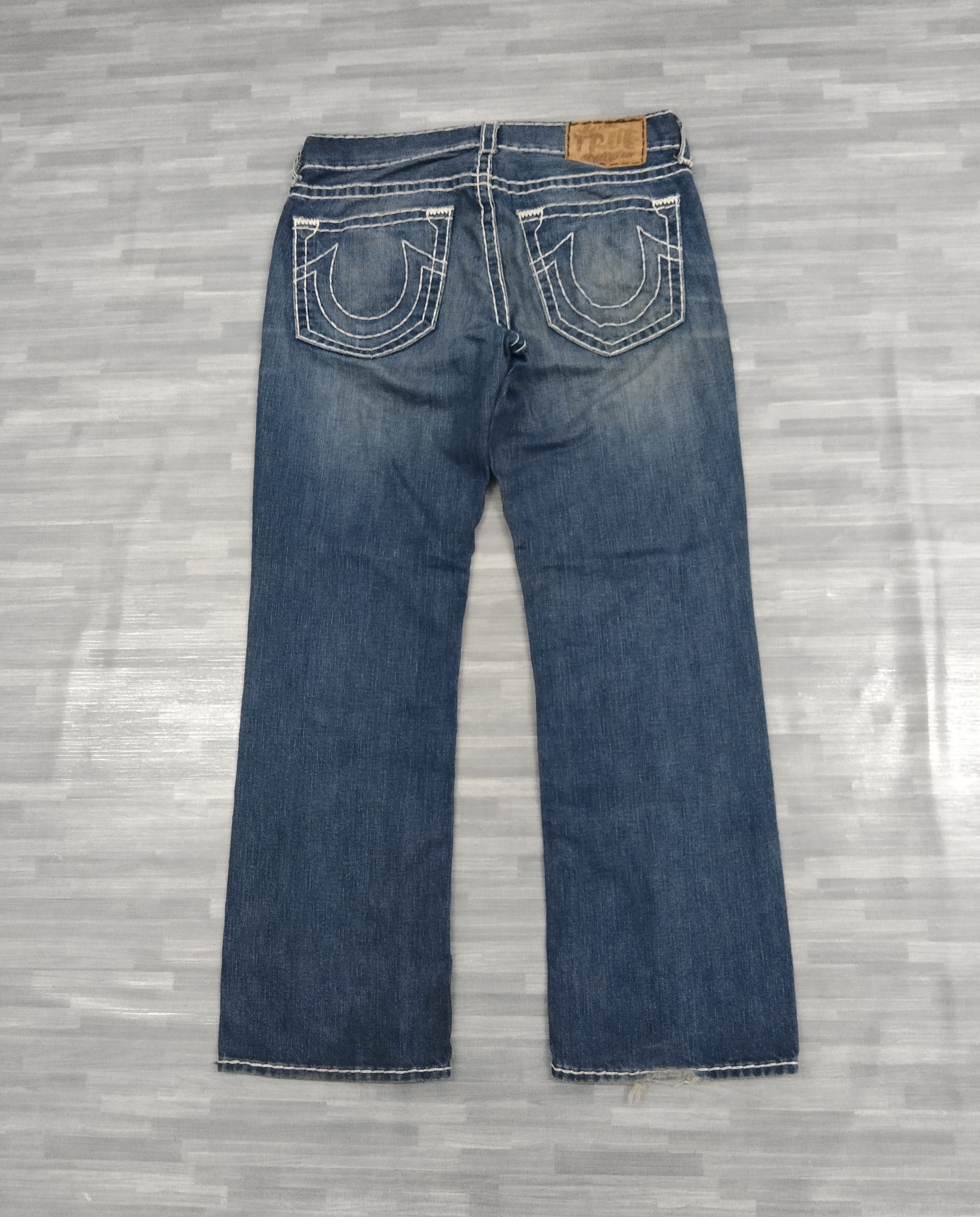 True Religion WASHED BLUE VINTAGE 2000s T.RELIGION DENIM PANTS Size US 34 / EU 50 - 3 Thumbnail