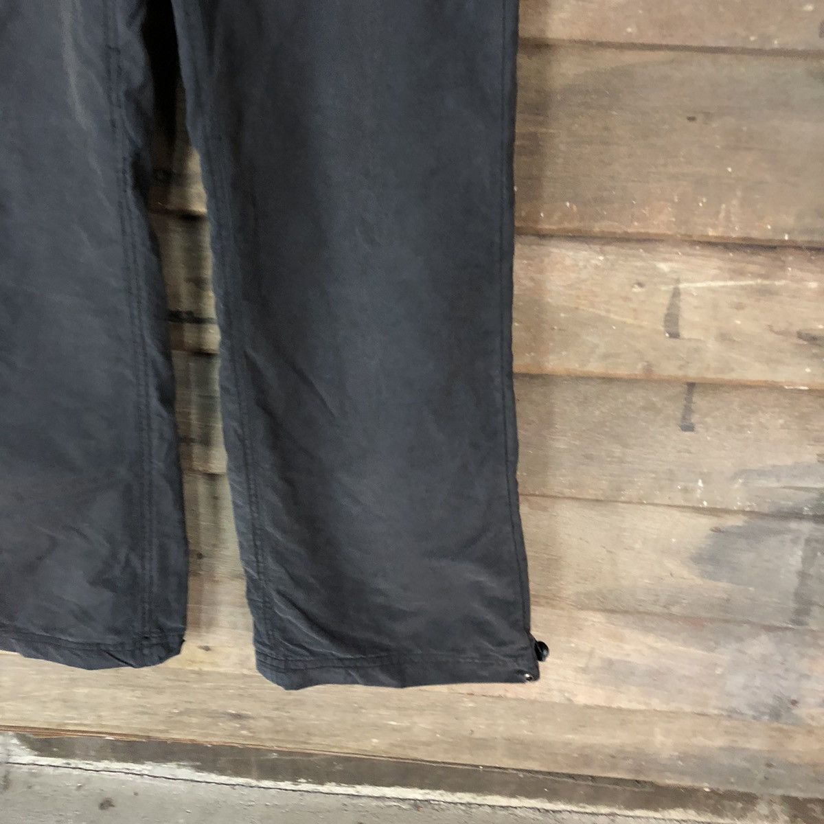 Japanese Brand × Vintage Japanese Brand Black hiking Cargo Pants #5683 Size US 27 - 7 Thumbnail
