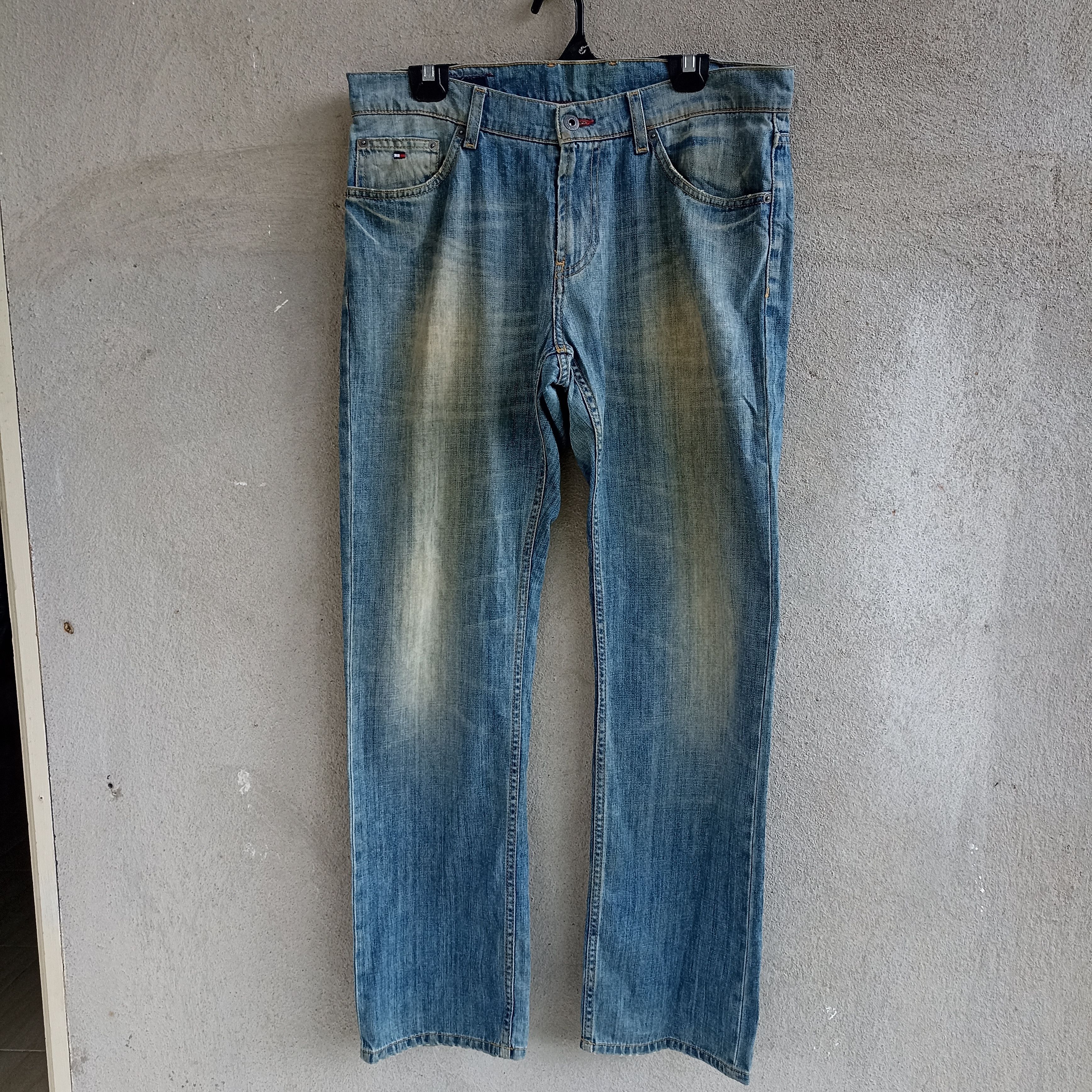 Tommy Hilfiger Faded Tommy Hilfiger Slim Fit Jeans Pant Size US 34 / EU 50 - 1 Thumbnail