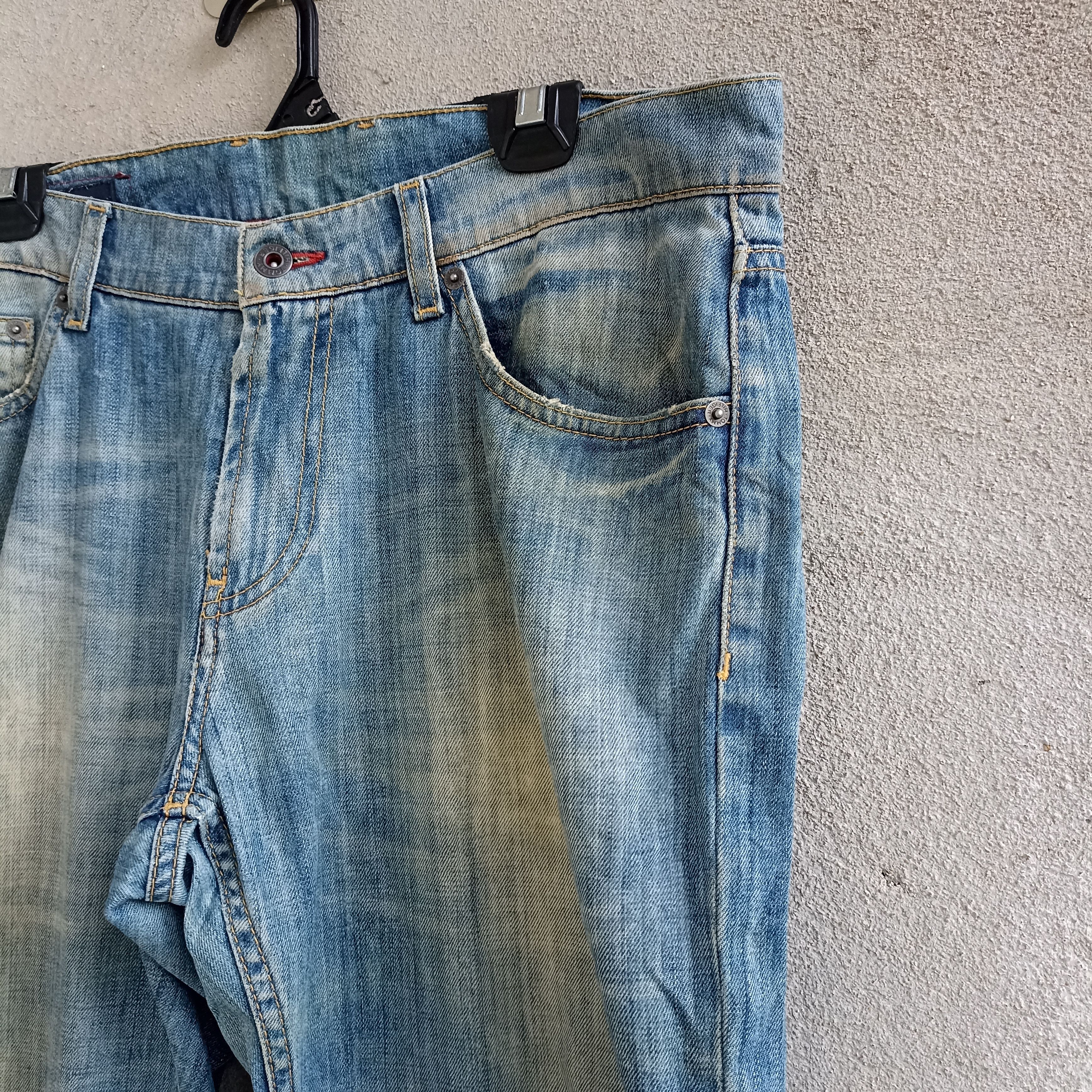 Tommy Hilfiger Faded Tommy Hilfiger Slim Fit Jeans Pant Size US 34 / EU 50 - 6 Thumbnail