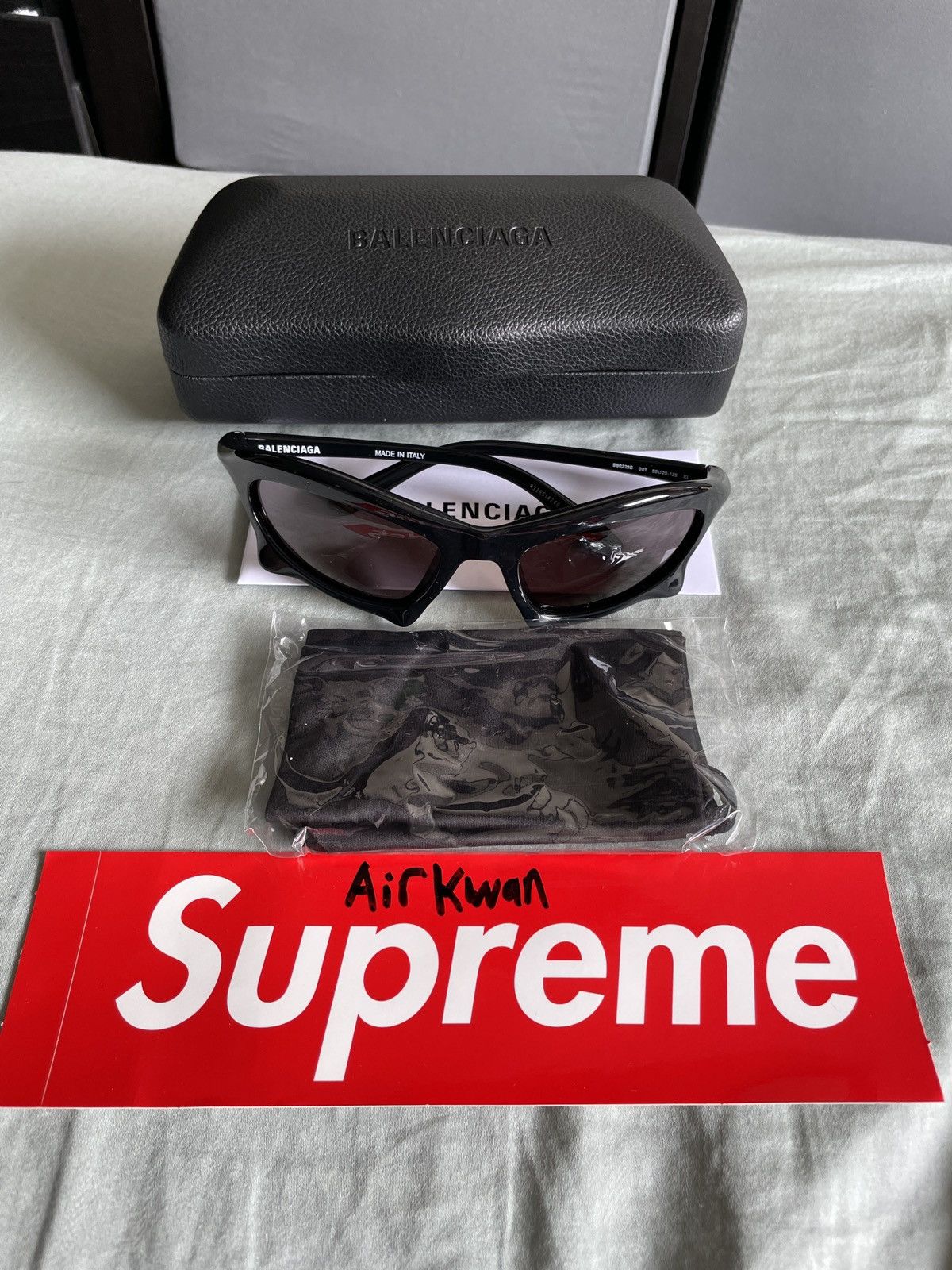 Balenciaga Balenciaga Bat Sunglasses Size ONE SIZE - 4 Thumbnail