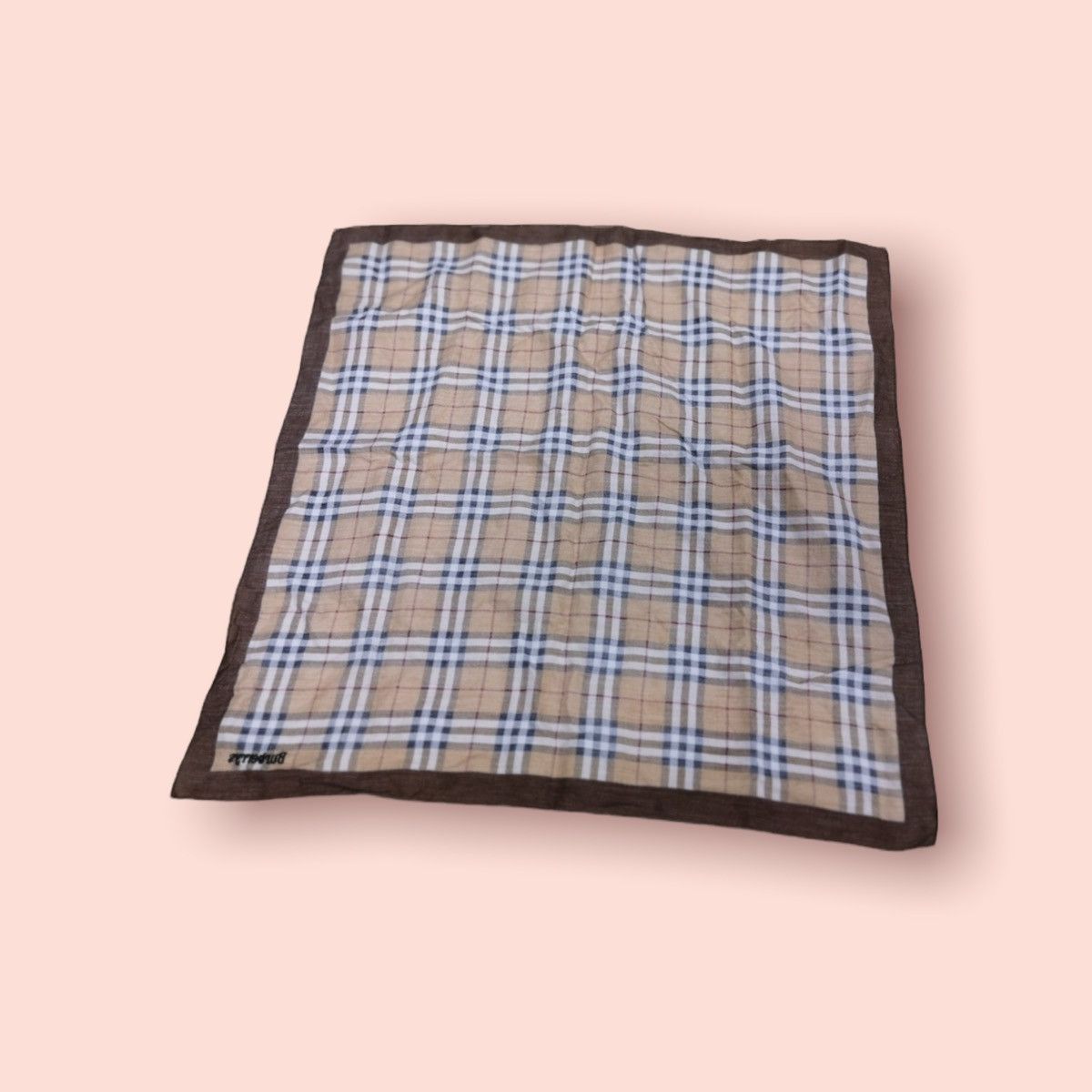Burberry × Designer ICONIC BURBERRYS NOVA CHECK HANDKERCHIEF Size ONE SIZE - 10 Thumbnail