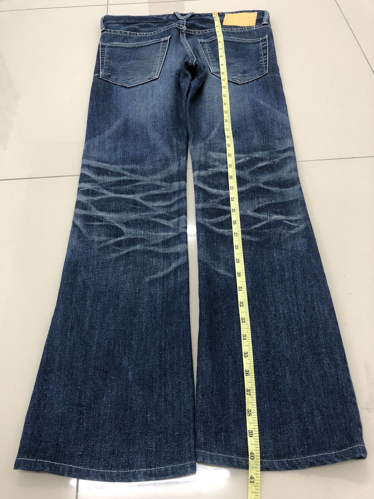 Vanquish Rare VANQUISH Japan Flare Distressed Denim Pant Size US 30 / EU 46 - 11 Thumbnail