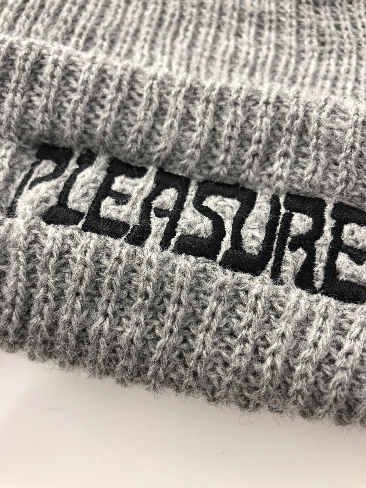 Pleasures Pleasures FW19 Night Logo Gray Beanie Size ONE SIZE - 3 Thumbnail
