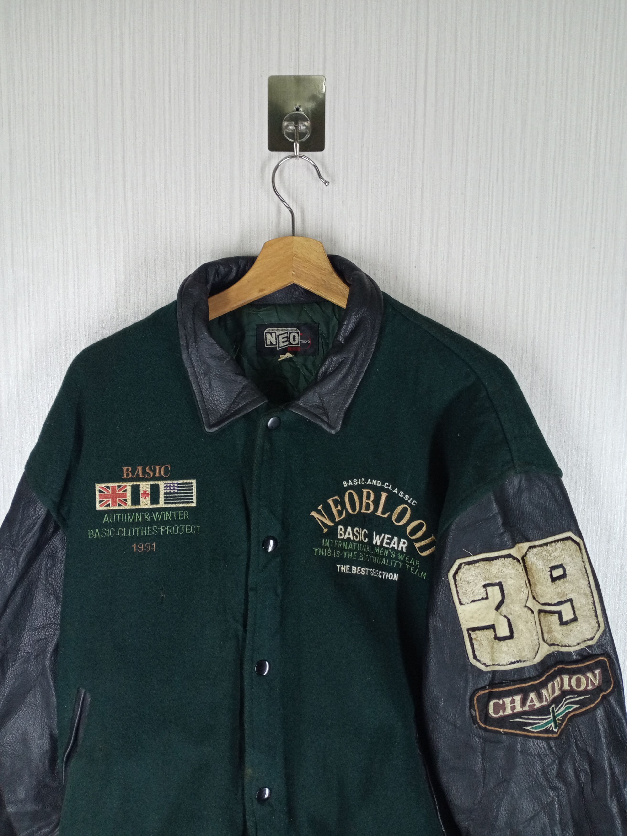 Japanese Brand Vintage Neo Blood Tokyo Letterman Varsity Leather Sleeve Size US L / EU 52-54 / 3 - 5 Thumbnail